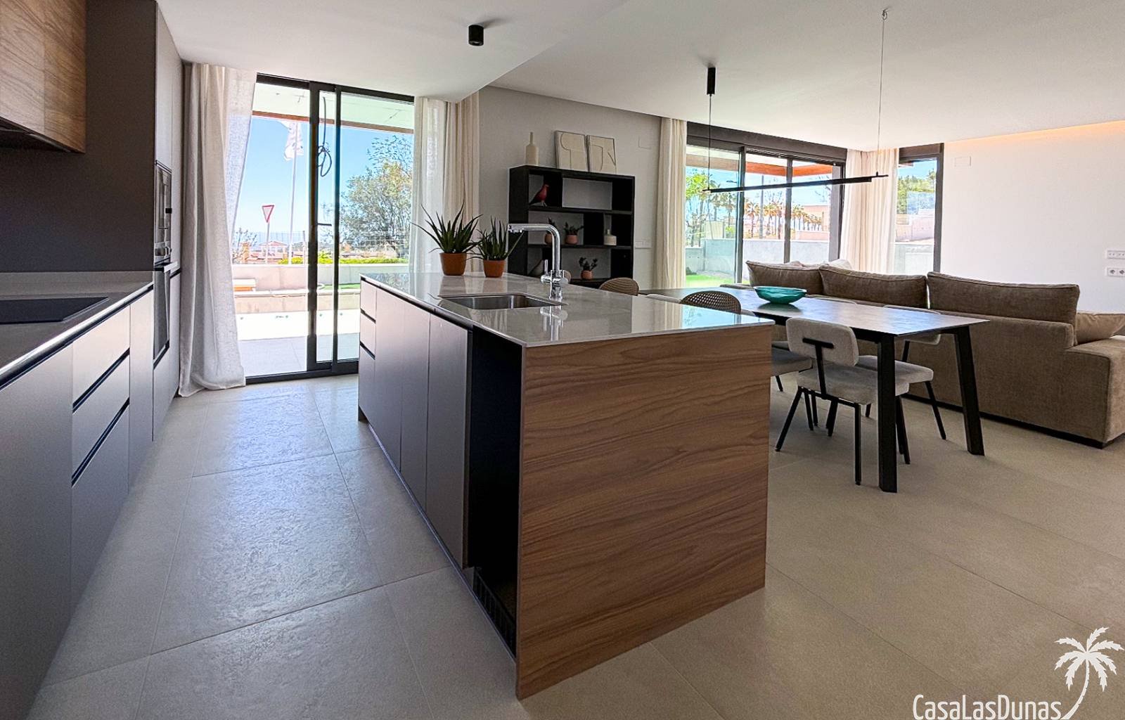 Suchen Sie eine geräumige und moderne Villa mit Meerblick? Diese Häuser werden in Polop gebaut, einem Dorf in den Bergen in der Nähe von Benidorm. Si