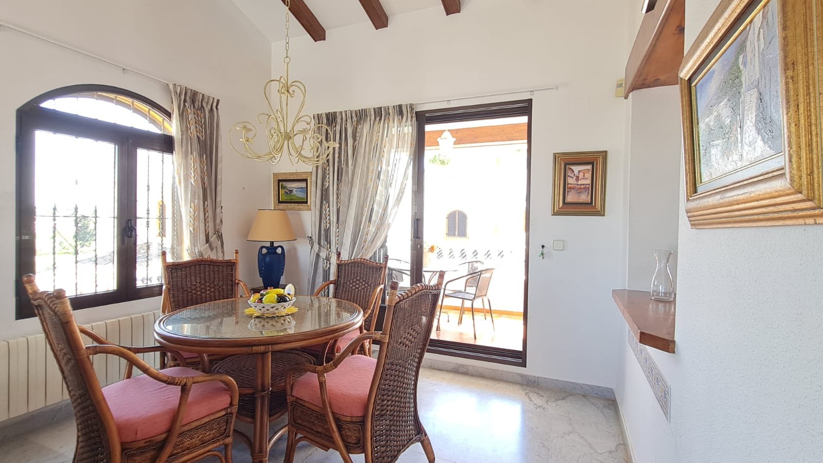 Villa Fortuna in erster Reihe – Villamartín Golf mit fantastischem Golfblick, 3 Schlafzimmer, 3 Bäder, in bester Lage. Ein absolutes Muss! 