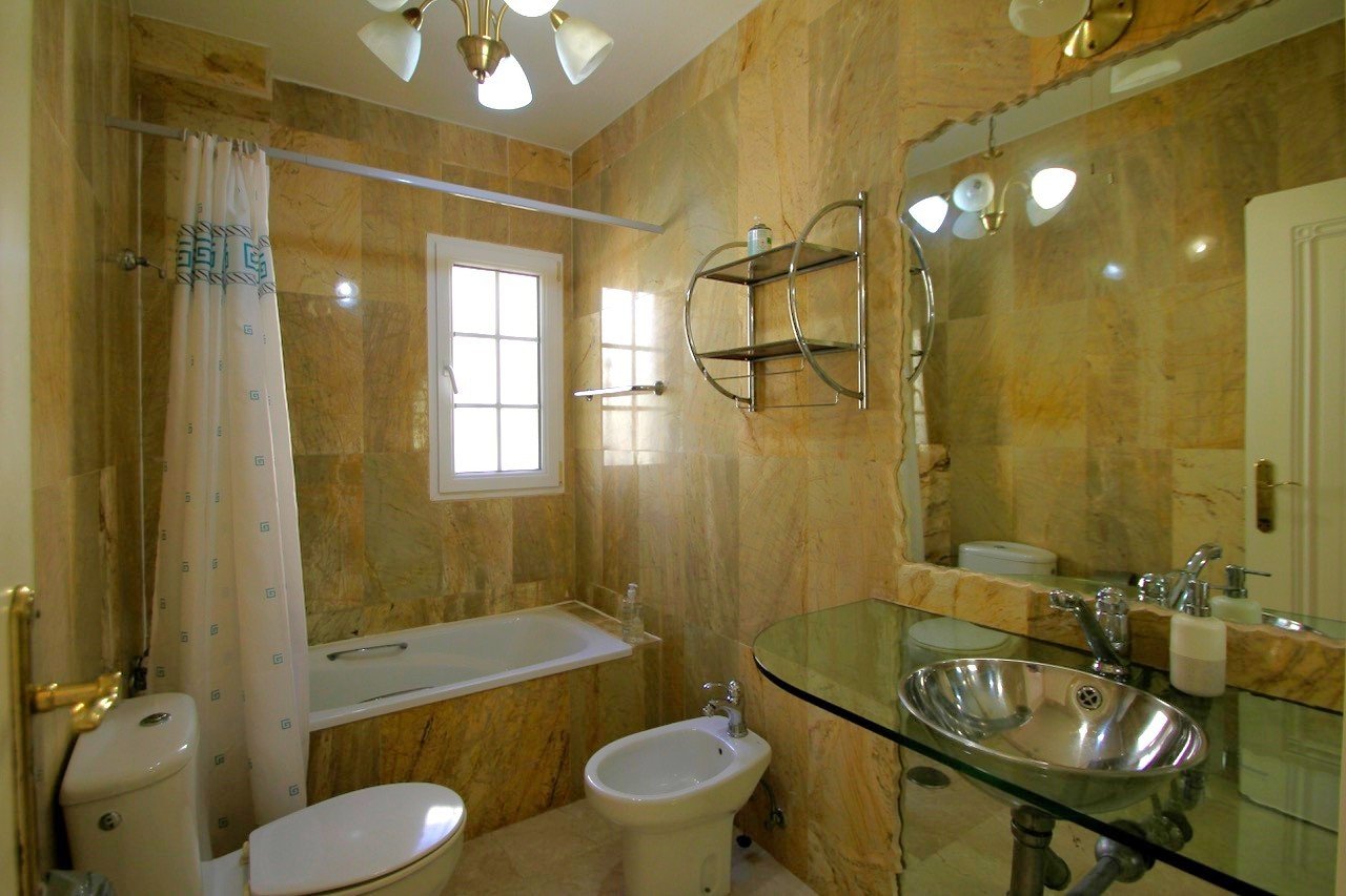  Semi-detached villa in Las Ramblas&amp;#13;&amp;#13;
East facing semi-detached villa in Las Ramblas  with private garden&amp;#13;&amp;#13;