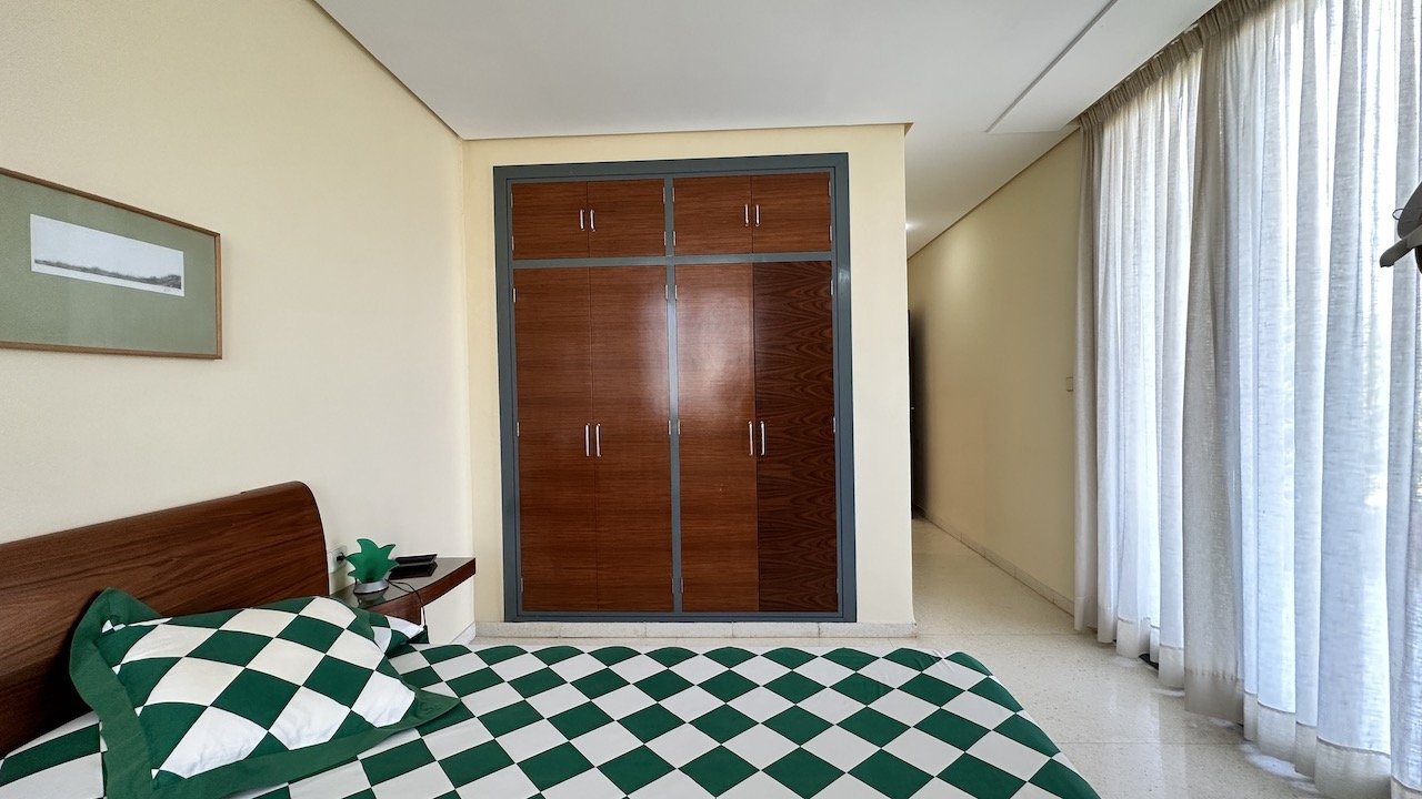 4 Bed & Bath | Great Location near Coast & Golf | Landscaped Gardens | Garage for 3 – 4 Cars | Spacious Porch | Securit