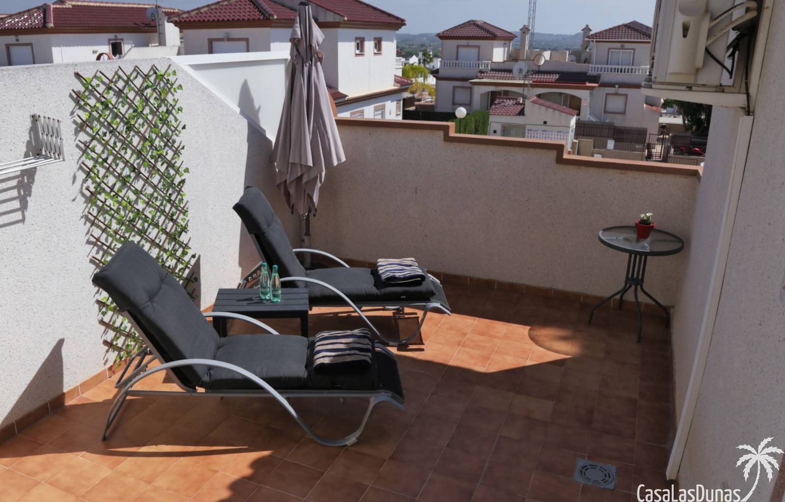  Casa de Cerro ist eine charmante Ferienunterkunft, die alles bietet, was Sie für einen erholsamen und komfortablen Urlaub benötigen. Dieses Gebäude v