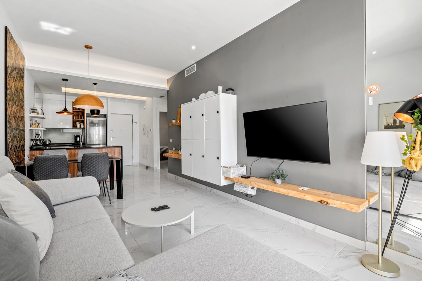 Ground floor apartment in El Raso, Guardamar del Segura
This beautiful south-facing ground-floor apartment is located in a modern residen