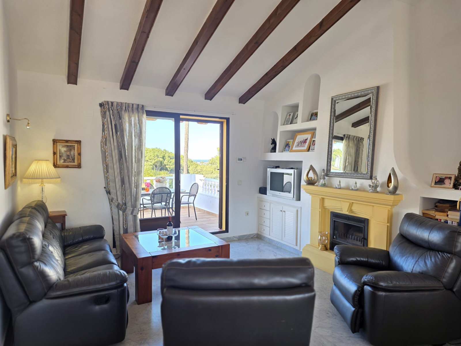 Villa Fortuna in erster Reihe – Villamartín Golf mit fantastischem Golfblick, 3 Schlafzimmer, 3 Bäder, in bester Lage. Ein absolutes Muss! 