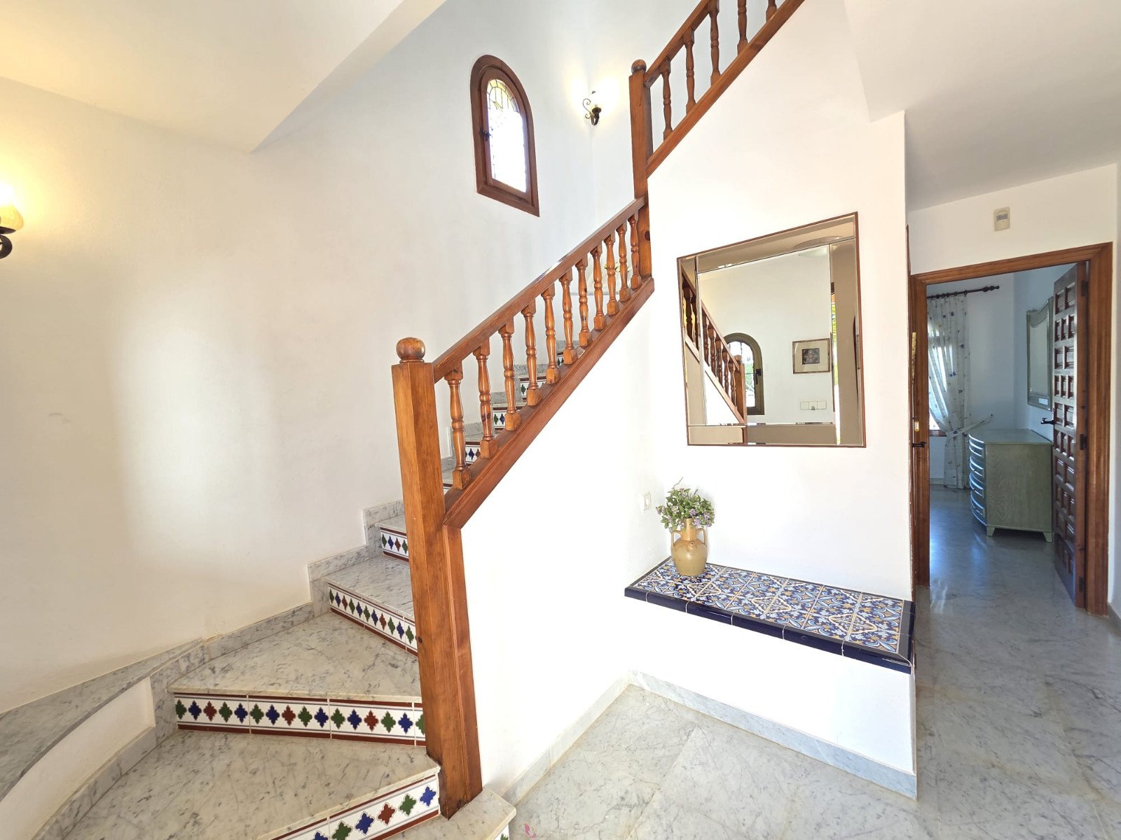 Villa Fortuna in erster Reihe – Villamartín Golf mit fantastischem Golfblick, 3 Schlafzimmer, 3 Bäder, in bester Lage. Ein absolutes Muss! 