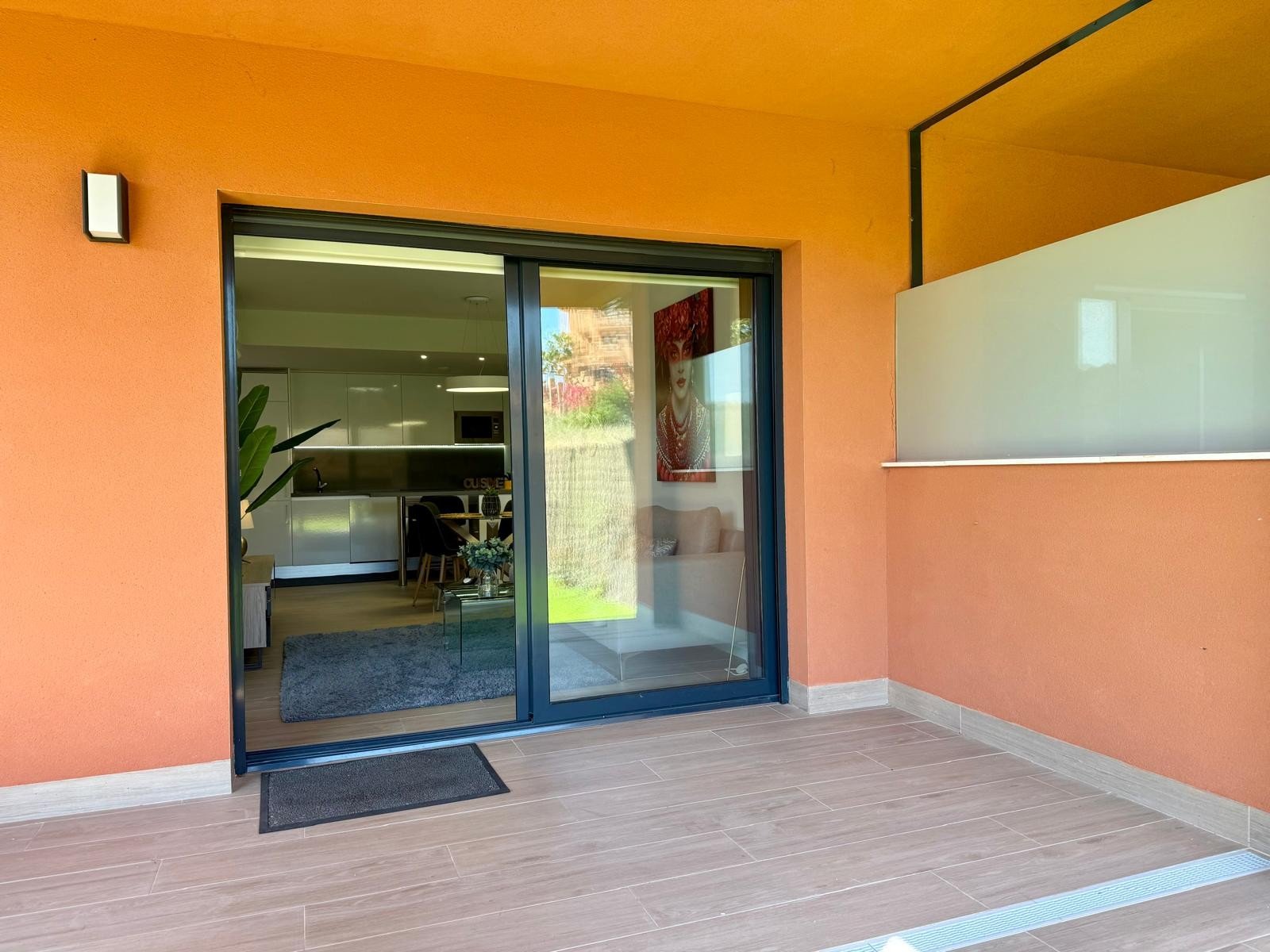 Modern ground floor apartment with large east facing garden area which has sun until early afternoon. 

On the western s