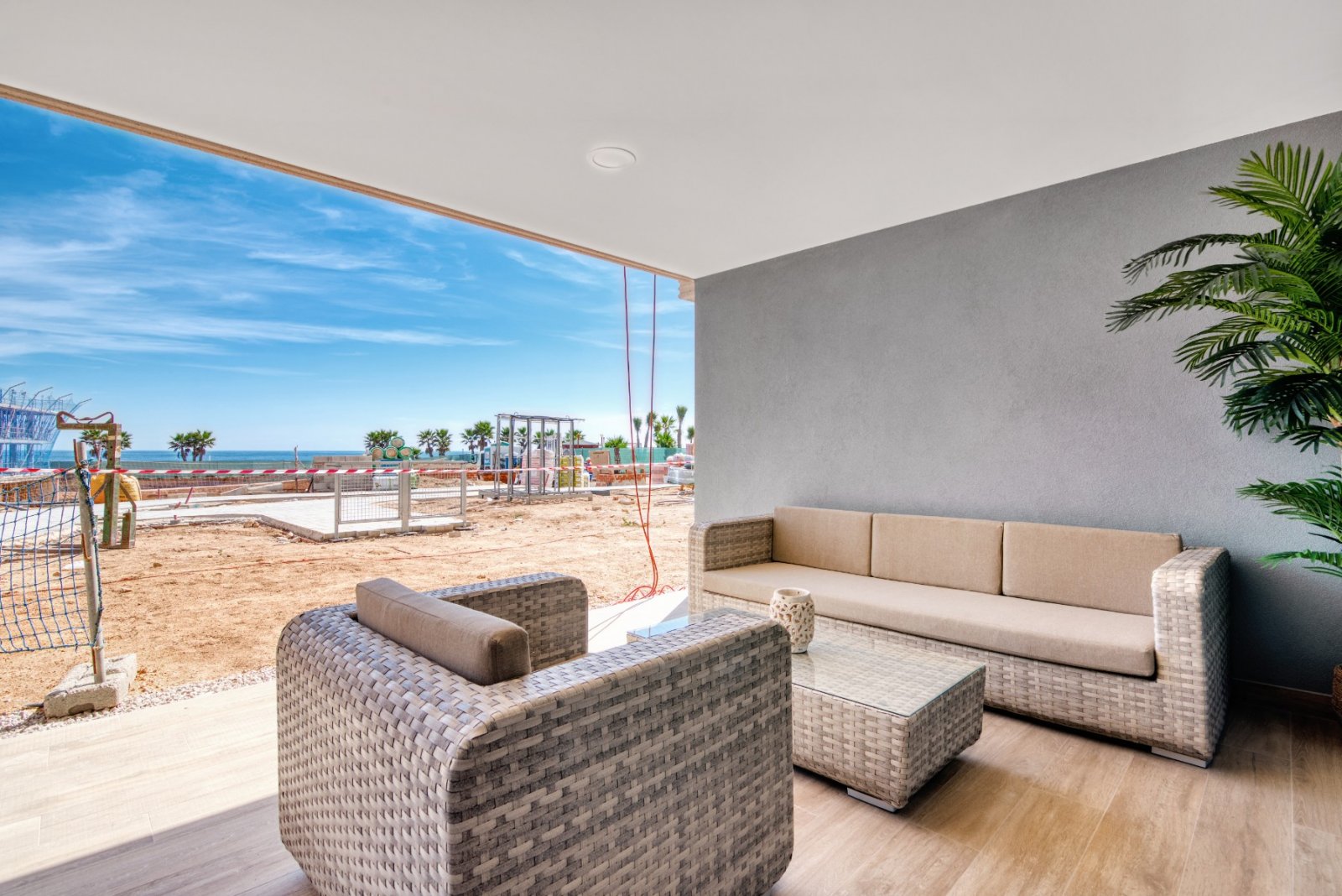 Experience luxury living with exclusive views of the sea and beach in Punta Prima, Torrevieja. This development offers 2- and 3-bedroom apartments,