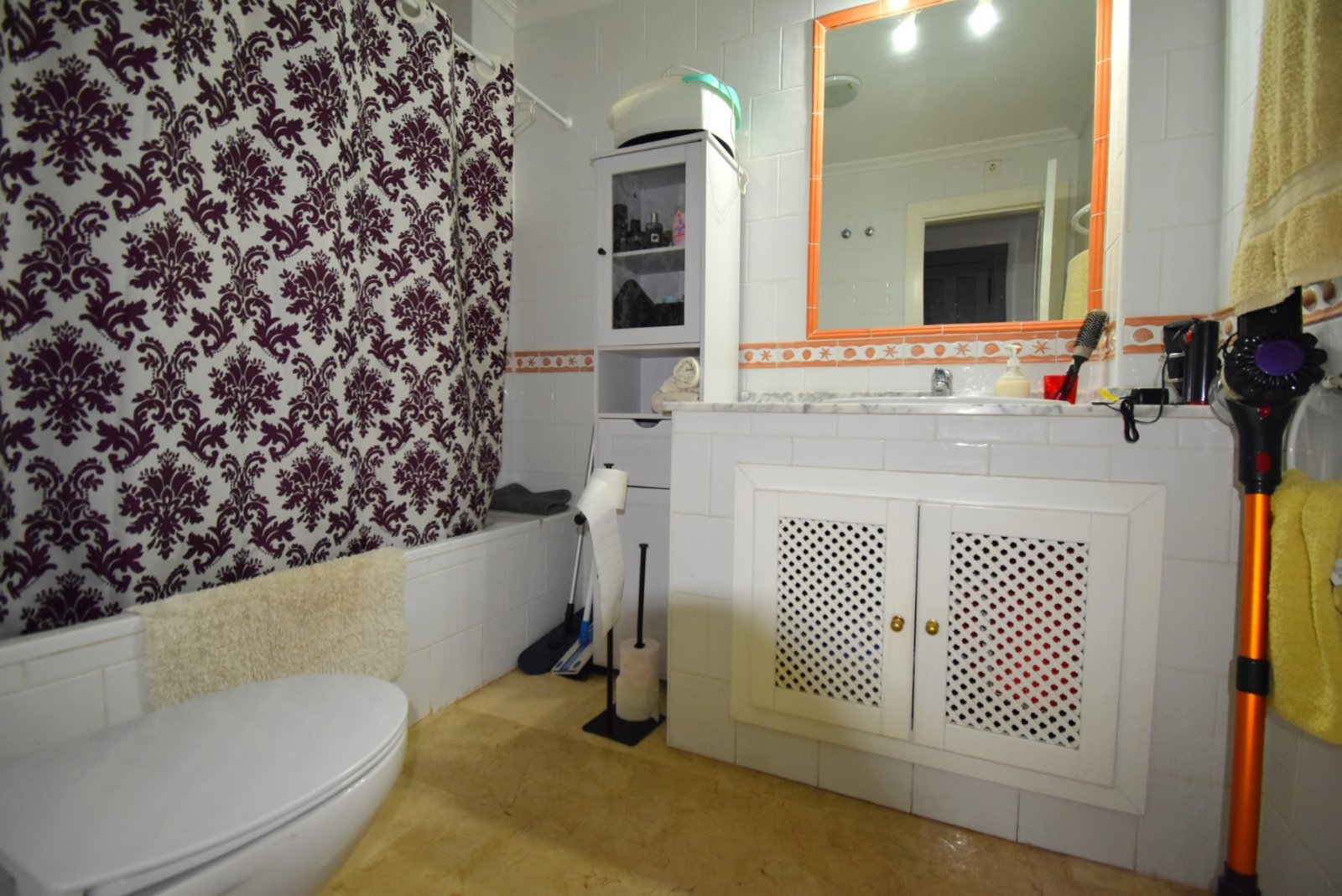 This East Facing, Two Bedroom, Second Floor Apartment in Villamartin is located in a superb position on the Orihuela Costa, just ten metres from the
