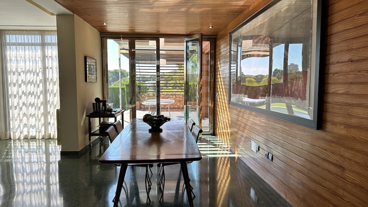   4 Bed &amp;amp; Bath | Great Location near Coast &amp;amp; Golf | Landscaped Gardens | Garage for 3 – 4 Cars&amp;amp;nbsp;| Spacious Porch | Securit