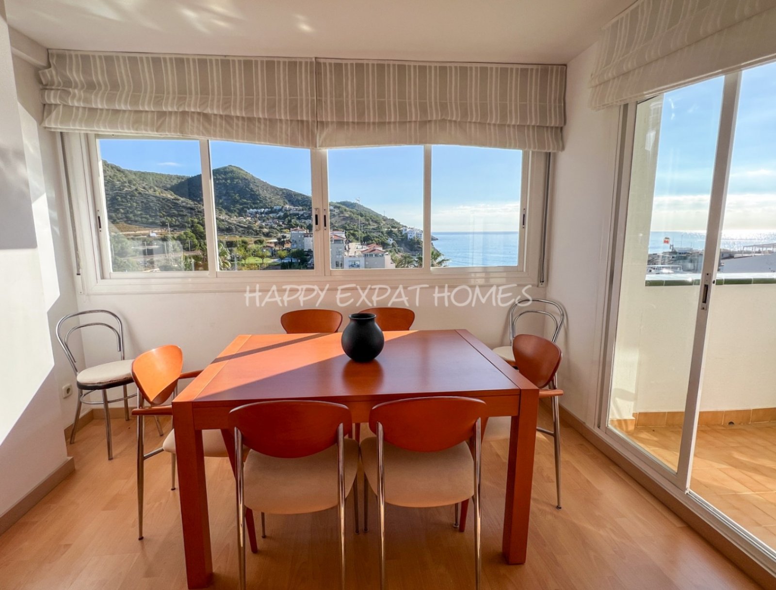 Zu verkaufen: Wohnung in Sitges – AiguadolçJeder, der zum ersten Mal hereinkommt, ist sprachlos über die atemberaubenden Ausblicke.Diese helle und k