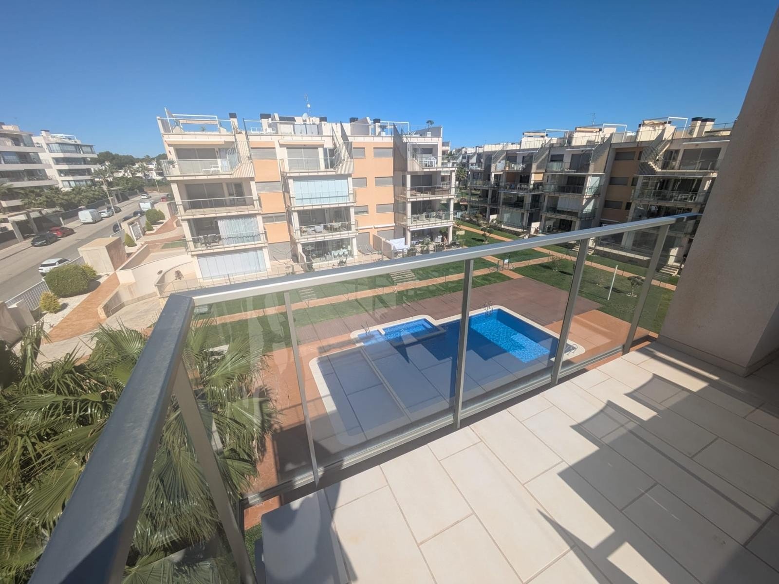Discover stylish Mediterranean living with this exceptional penthouse apartment located in the highly sought-after Villamartin Gardens community in