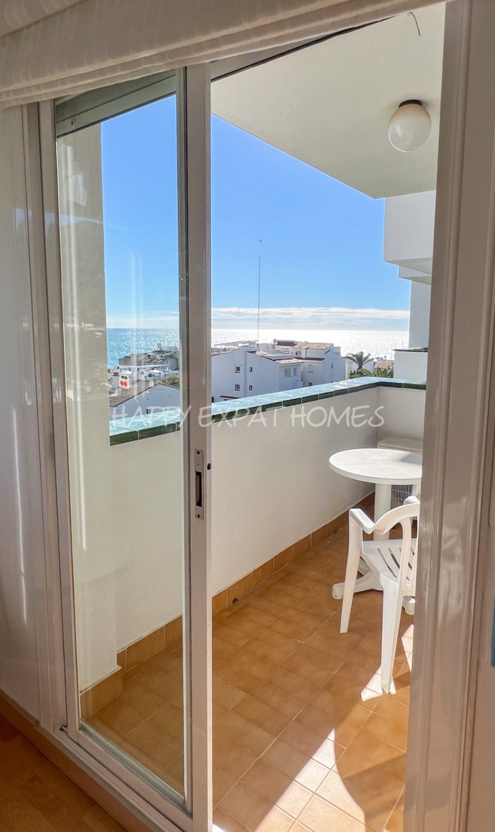 Zu verkaufen: Wohnung in Sitges – Aiguadolç
Jeder, der zum ersten Mal hereinkommt, ist sprachlos über die atemberaubenden Ausblicke.
Diese helle und k
