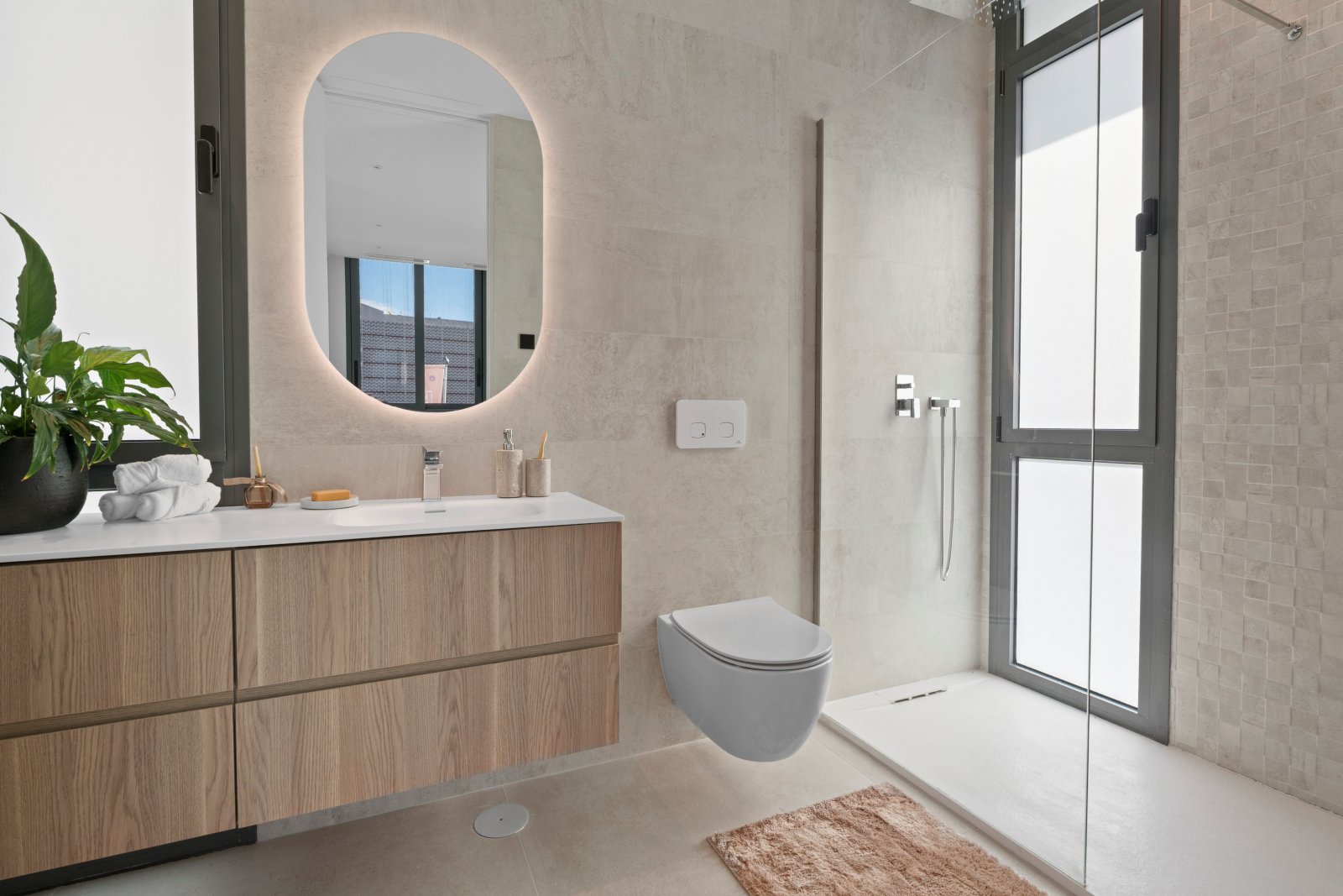  Ubicadas en la vibrante ciudad de Benidorm, estas exclusivas villas ofrecen una experiencia de vida inigualable. Con solo dos propiedades disponibles