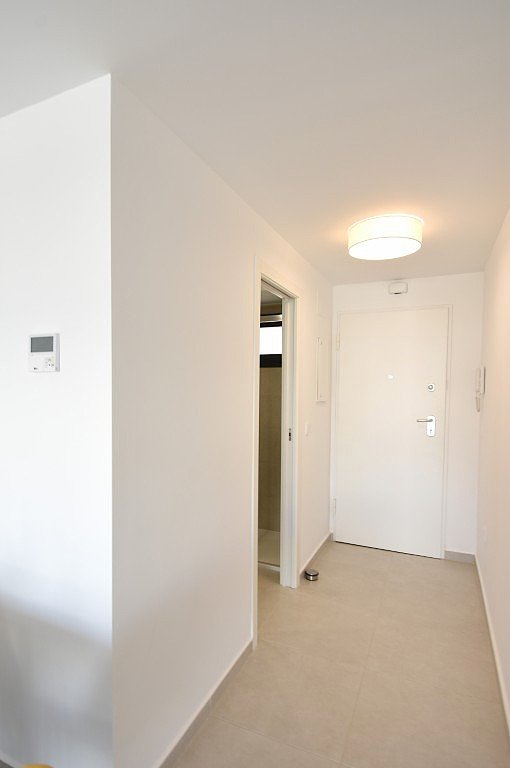  Wunderschöne Wohnung in der exklusiven Wohnanlage Residencial Cilantro. Dieses geschmackvoll eingerichtete und bezugsfertige Apartment befindet sich 