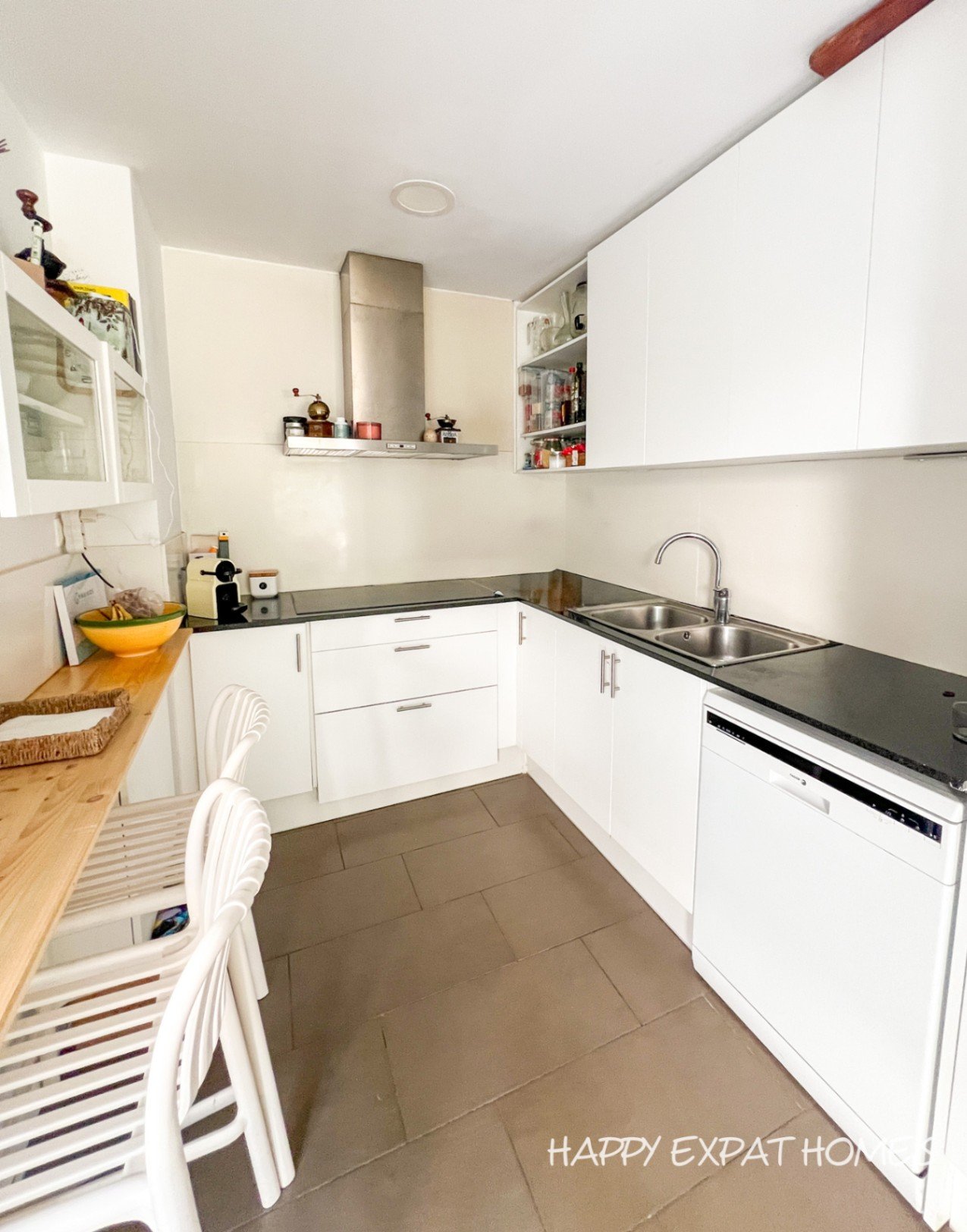 Mit dieser Wohnung in La Plana lautet das Schlüsselwort: GARTEN.\
Ein privater Rückzugsort dieser Größe nur einen kurzen