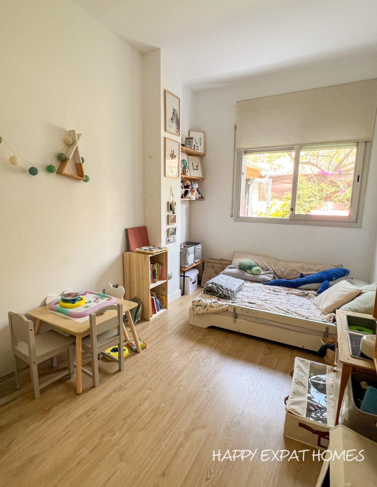 Mit dieser Wohnung in La Plana lautet das Schlüsselwort: GARTEN.\
Ein privater Rückzugsort dieser Größe nur einen kurzen