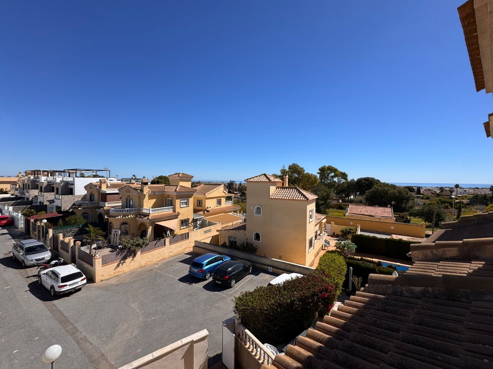   This charming property is tucked away in a lovely cul-de-sac, offering peace and privacy. Distributed over three levels, the home features three spa
