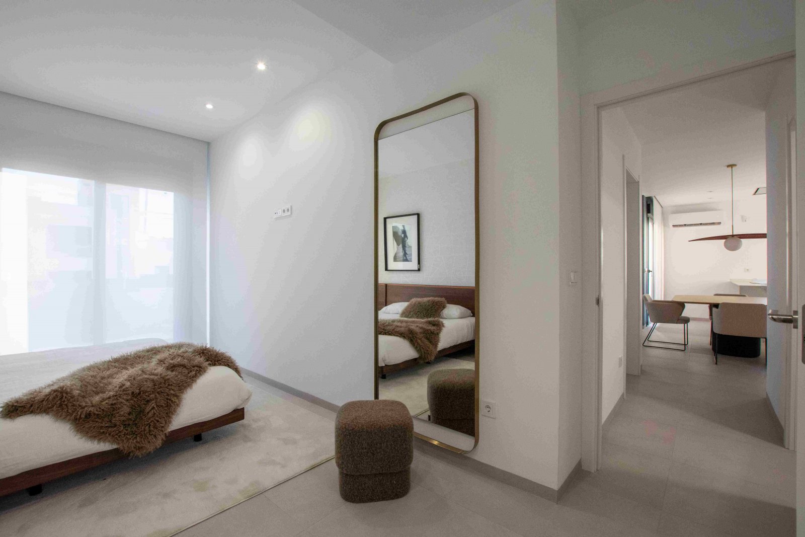  Exklusive Wohnanlage in einer der privilegiertesten Gegenden von Finestrat, nur wenige Minuten von den Stränden von Benidorm entfernt. Dieser Komplex