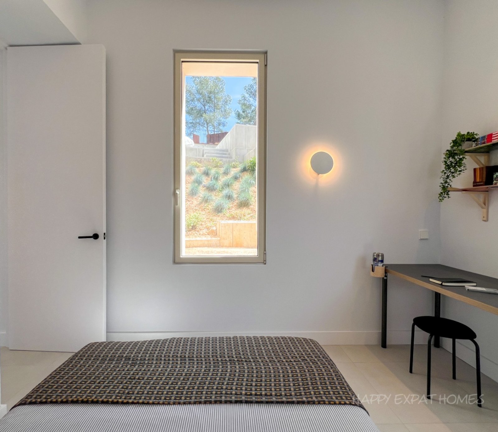 Zeitgen&ouml;ssische &Ouml;ko-Villa: Wo Natur auf modernes Design trifftMas Alba &ndash; Ein nachhaltiges Refugium 5 Minuten von Sitges entfernt\&amp;
