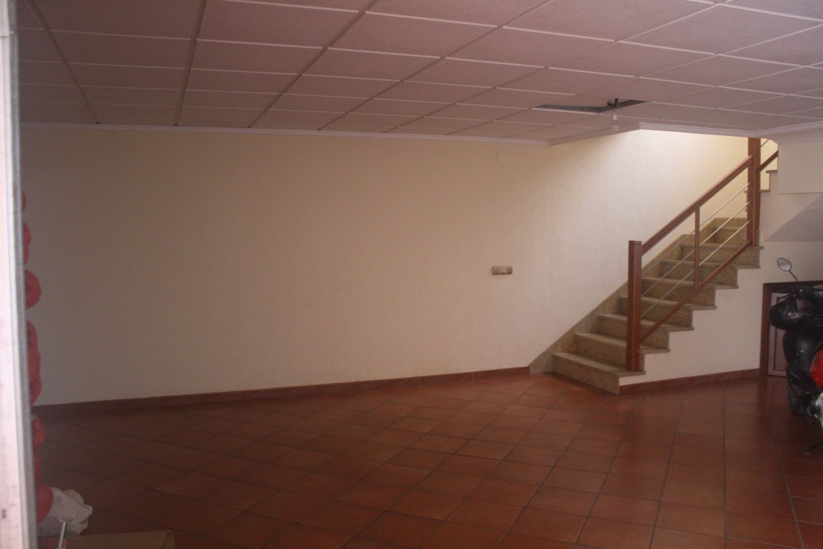 In der charmanten Stadt Torrevieja gelegen, bietet dieses Reihenhaus eine einzigartige Gelegenheit, das Leben an der Costa Blanca zu genießen. Mit nu