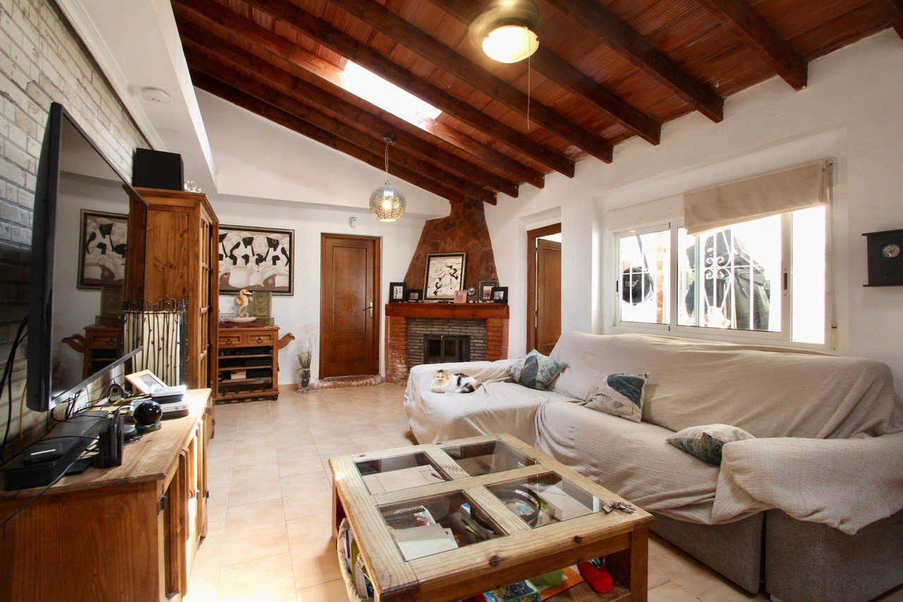 Spanish style country villa in Sucina with panoramic views.

Detached country villa on a plot of 683 m2 with off road par