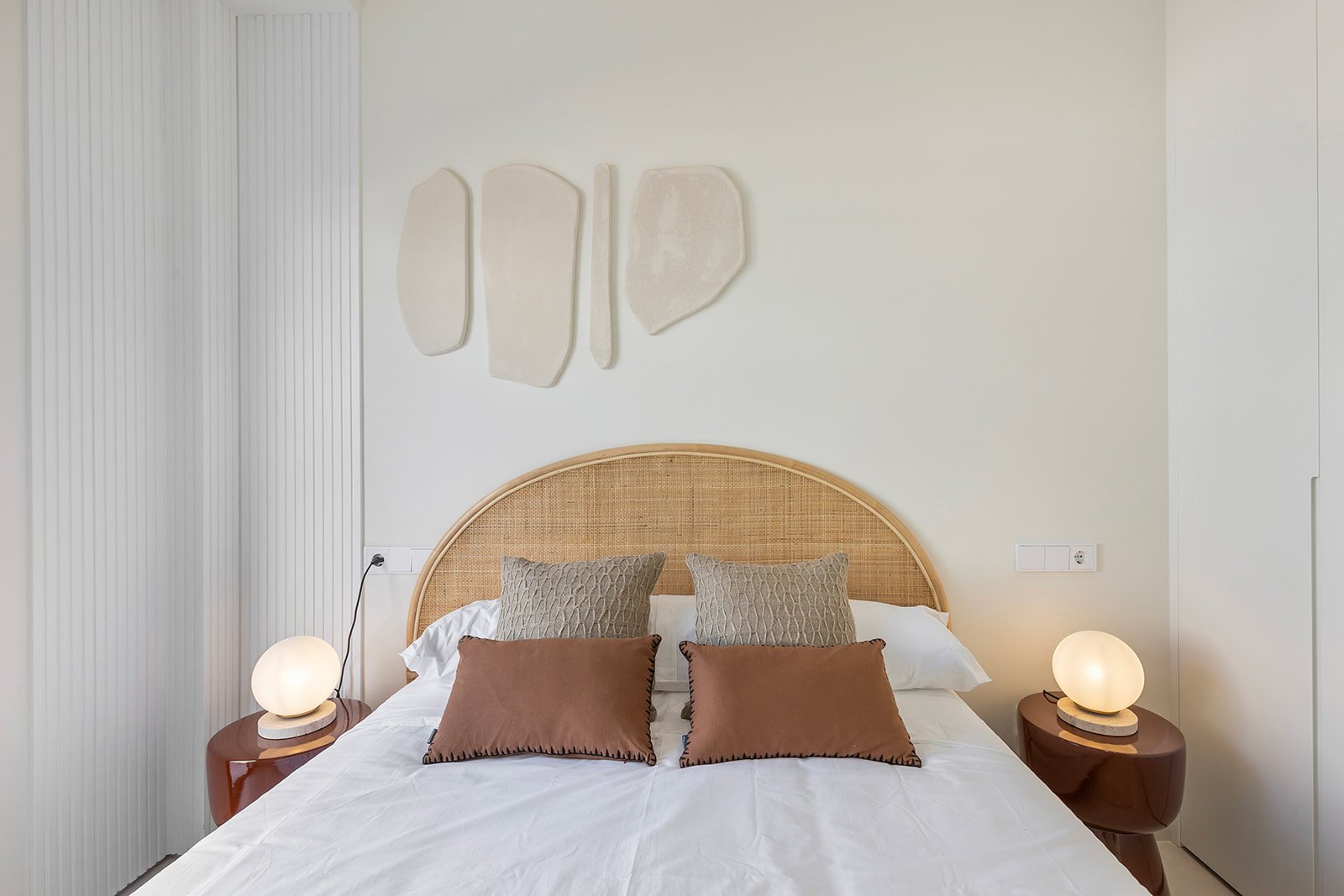 In Los Alcázares gelegen, bieten diese freistehenden Chalets eine einzigartige Gelegenheit, Ruhe und Komfort in einer der attraktivsten Gegenden der