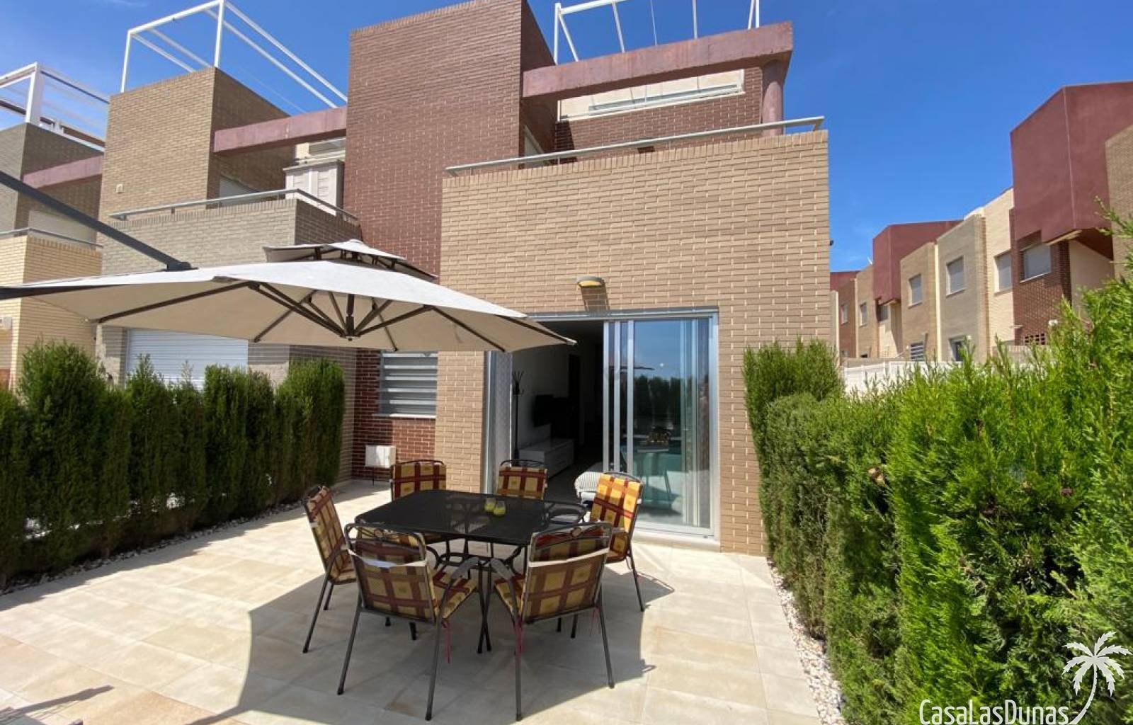 Das Ferienhaus Varudi ist der ideale Ausgangspunkt für einen unvergesslichen Aufenthalt unter der Sonne von Torrevieja. Es ist geräumig, gepflegt und