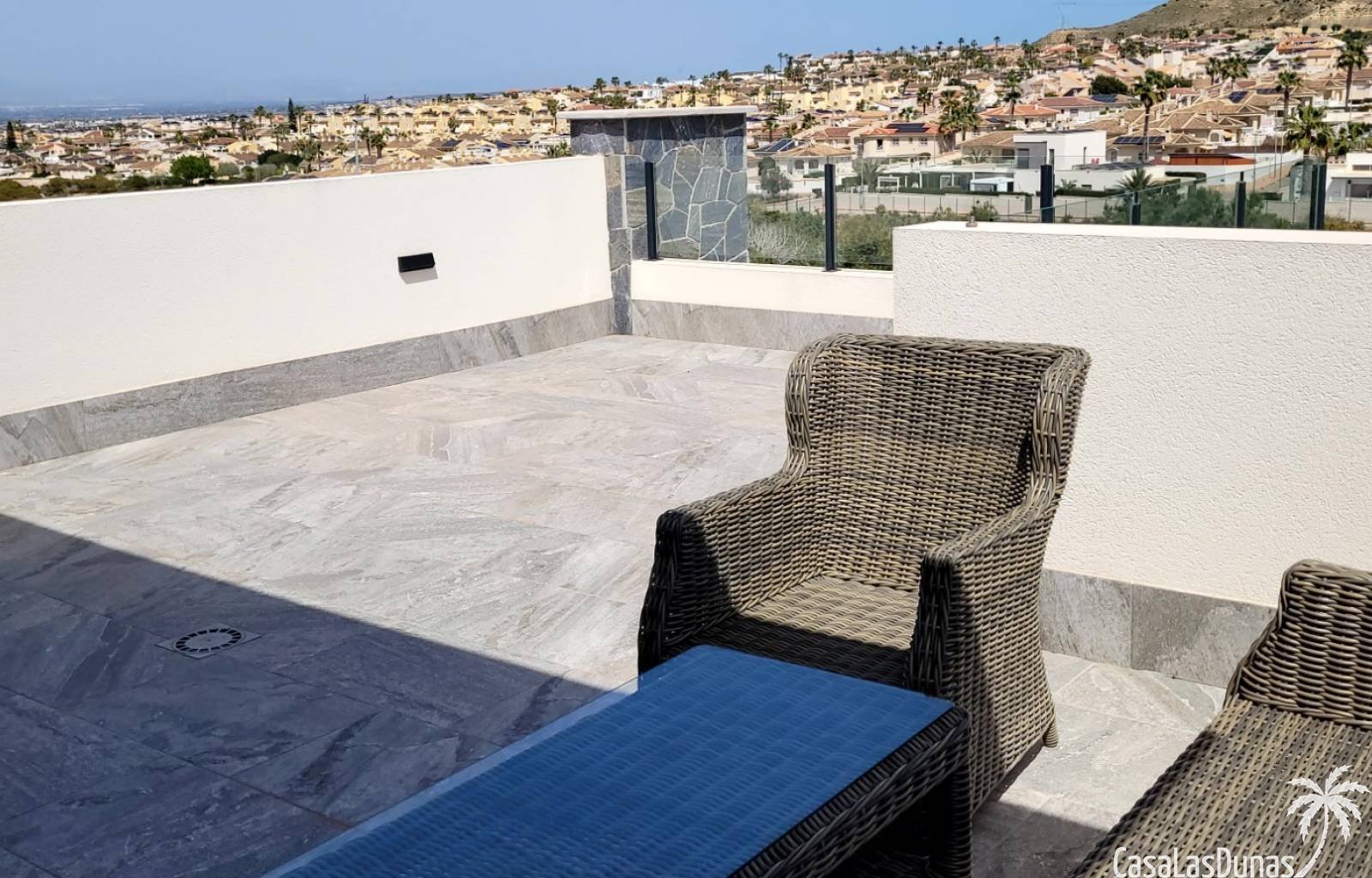 **Achtung! In der Nähe dieser Villa finden derzeit Bauarbeiten statt.
Diese charmante Villa bietet allen Komfort für einen erholsamen Aufenthalt an