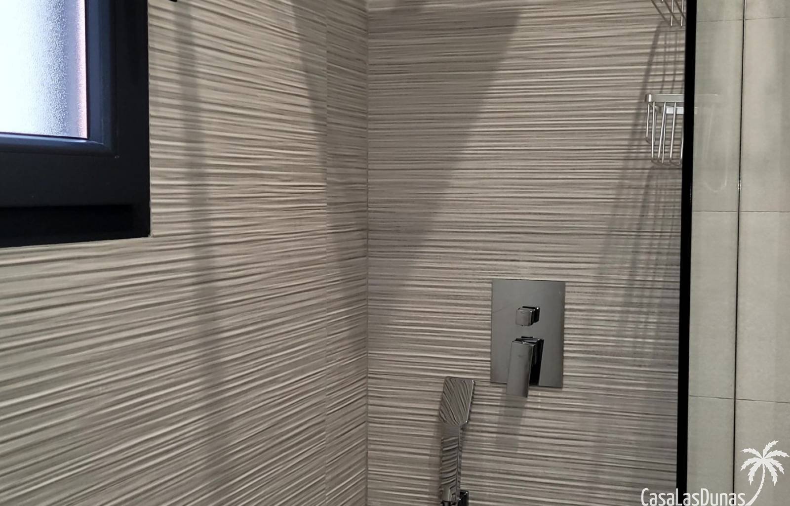 **Achtung! In der Nähe dieser Villa finden derzeit Bauarbeiten statt.
Diese charmante Villa bietet allen Komfort für einen erholsamen Aufenthalt an