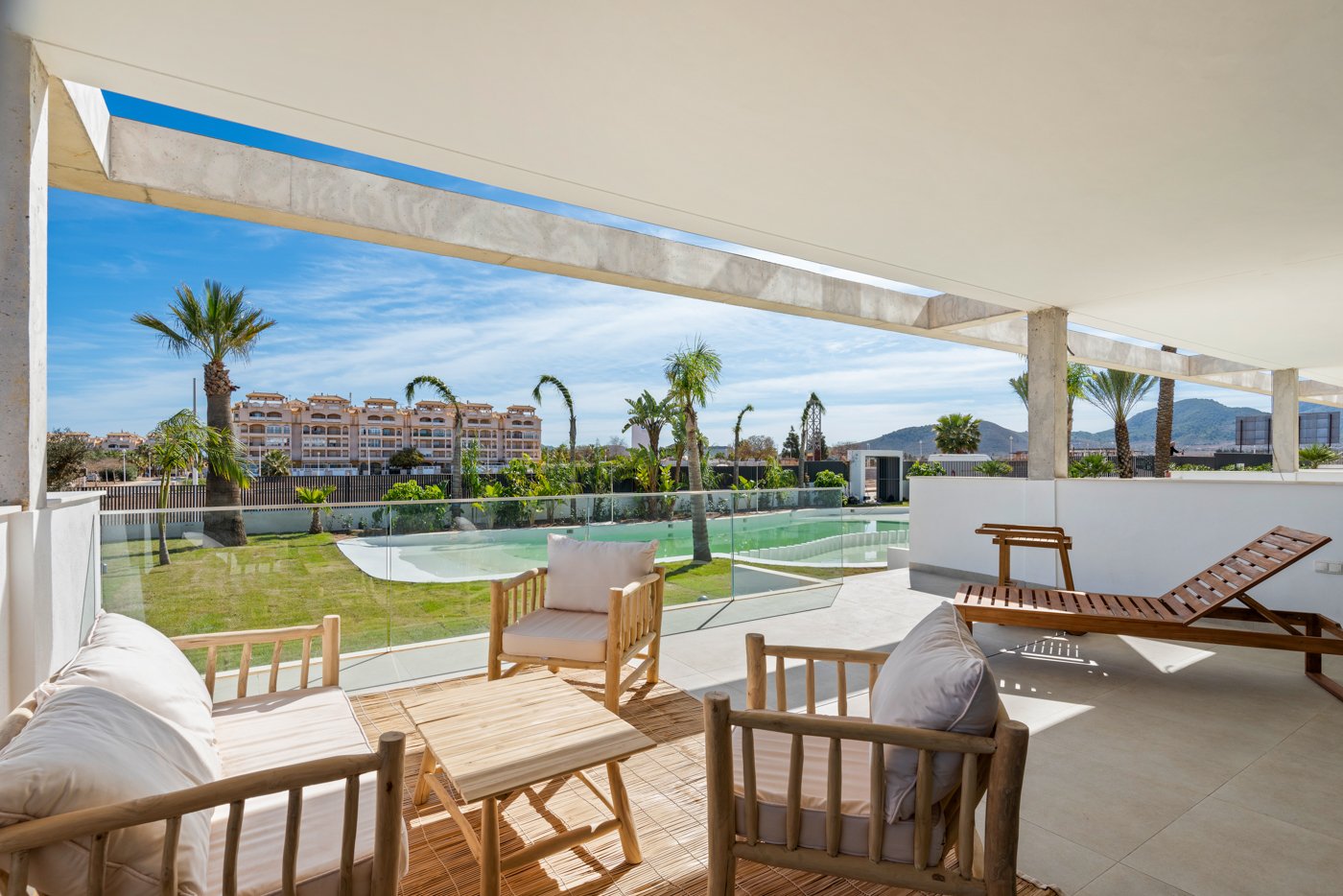 Dieses Wohnresort auf den charmanten Kleinen Inseln bietet ein einzigartiges Wohnerlebnis mit Meerblick. Es besteht aus 33 Immobilien, und die Bewohn