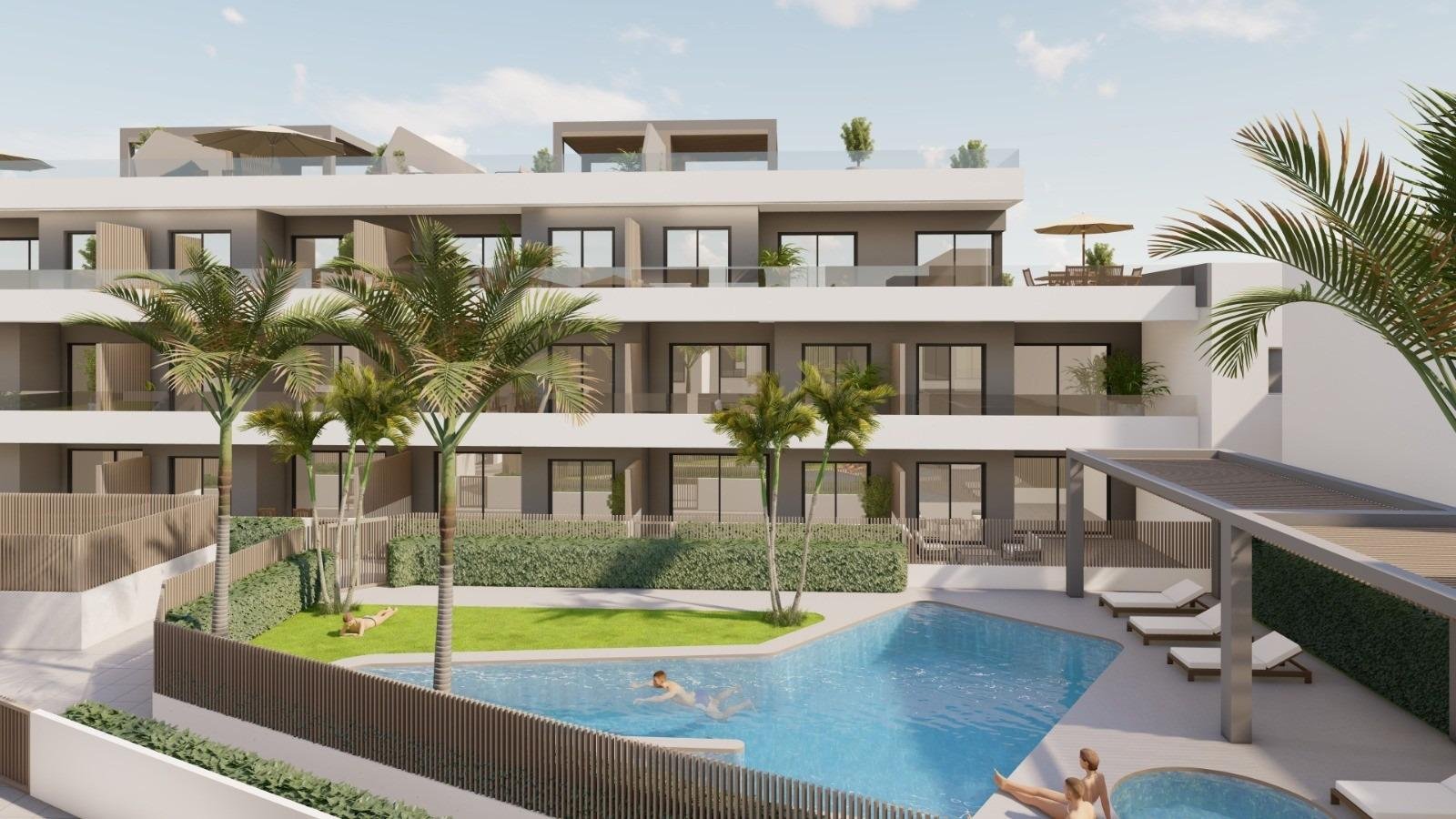 In der charmanten Umgebung von Pilar de la Horadada gelegen, bietet diese Wohnanlage eine Auswahl von 16 Immobilien, darunter Apartments, Erdgeschoss