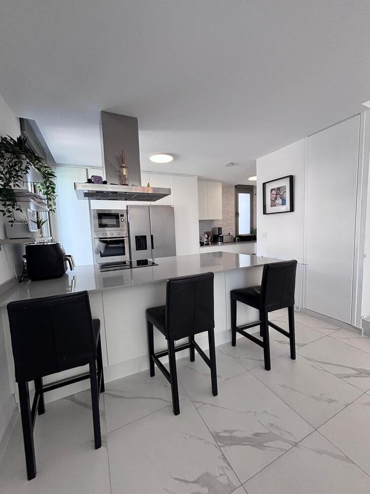 Beautiful 5-Bedroom Contemporary Villa with Heated Pool 
This stunning southwest-facing corner plot villa offers modern luxury, g