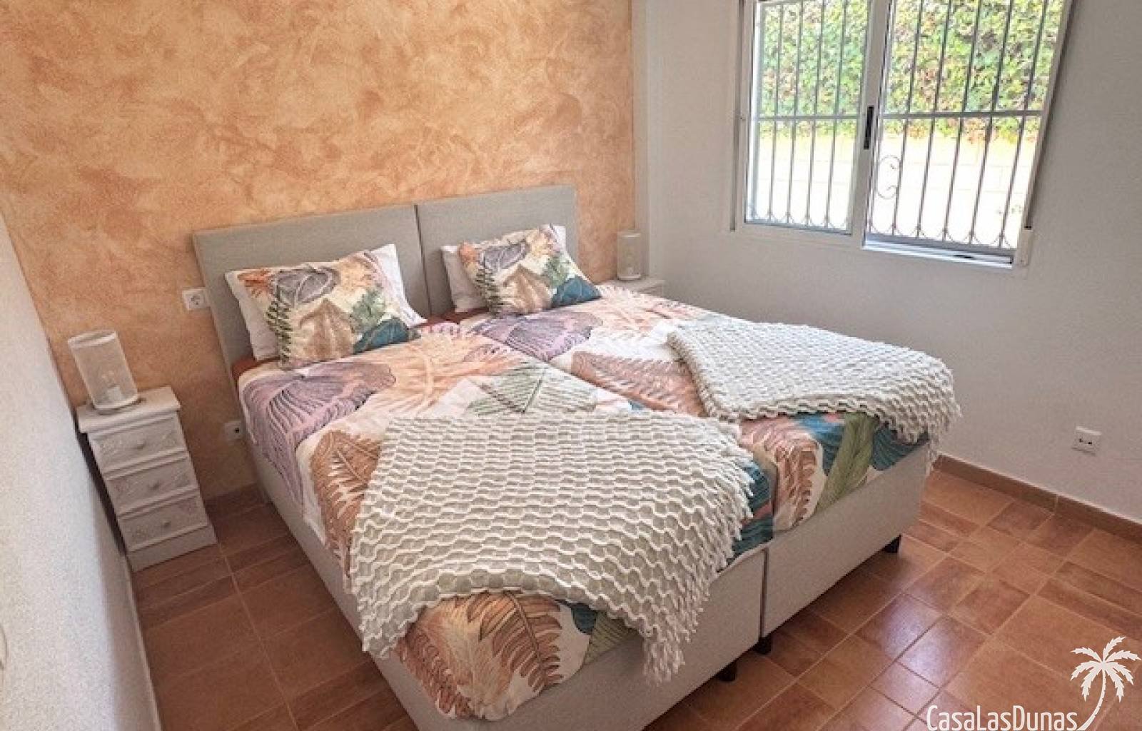  Casa Starrenburg ist eine traumhafte Ferienvilla am Rande des Wohngebiets La Marina. Diese luxuriöse, freistehende Villa besticht durch ihre moderne 