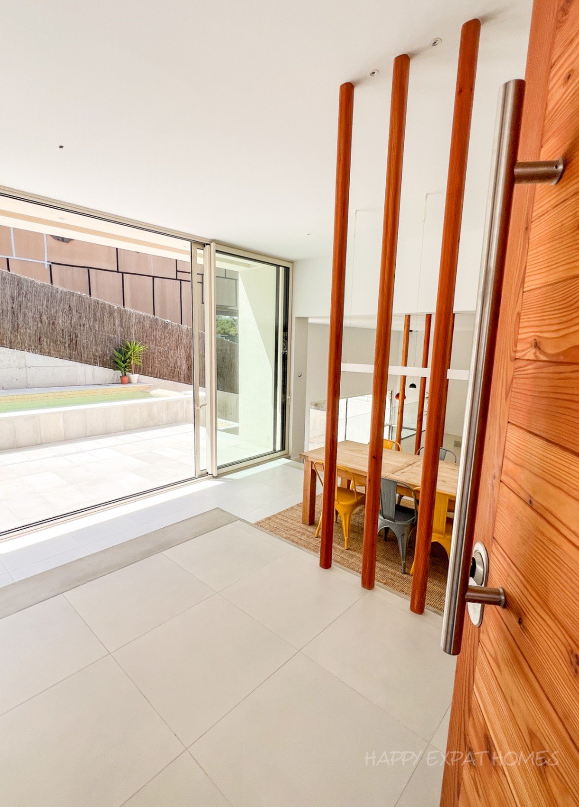 Zeitgenössische Öko-Villa: Wo Natur auf modernes Design trifftMas Alba – Ein nachhaltiges Refugium 5 Minuten von Sitges entfernt Erleben Sie ein Z