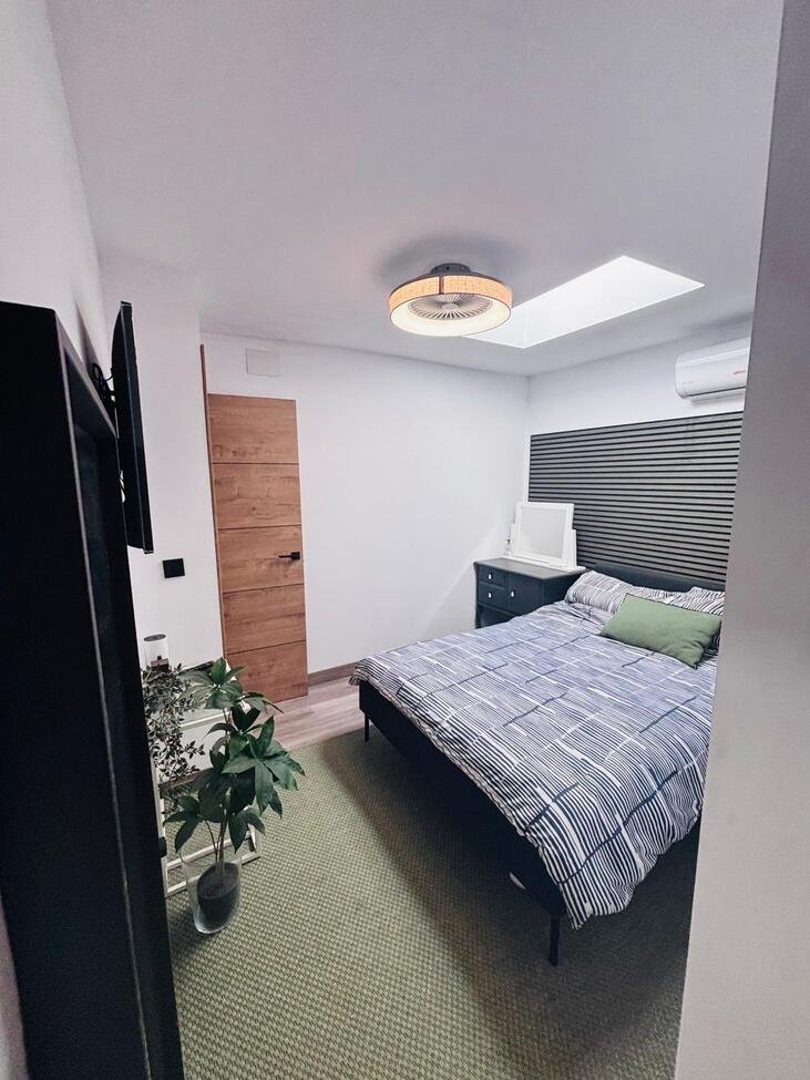 Located in the heart of the vibrant town of San Miguel de Salinas in the beautiful Alicante Province, this fully renovated four-bedroom townhouse of
