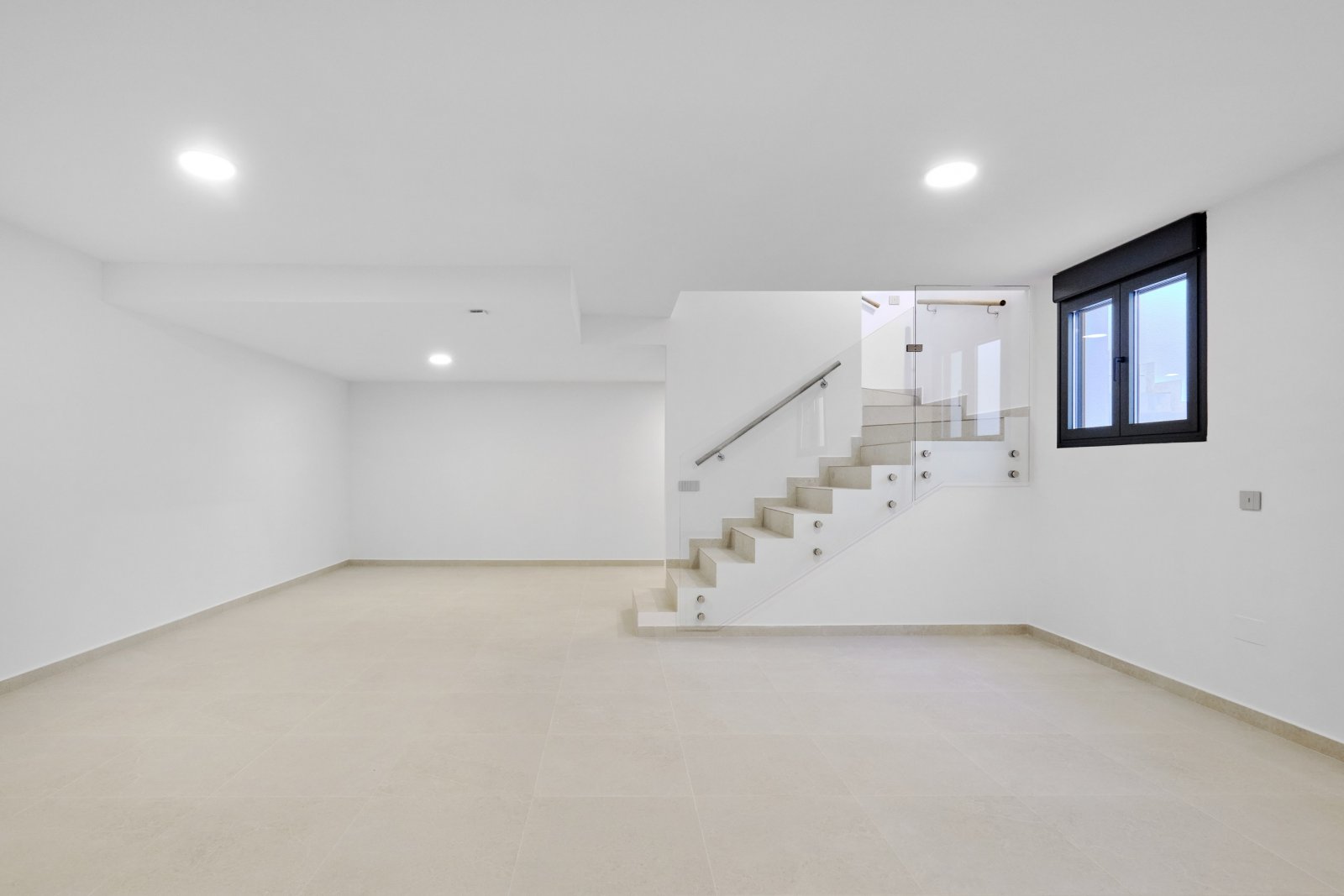 In der charmanten Umgebung von San Miguel de Salinas gelegen, bietet dieser exklusive Wohnkomplex 24 Immobilien, die für diejenigen entworfen wurden,