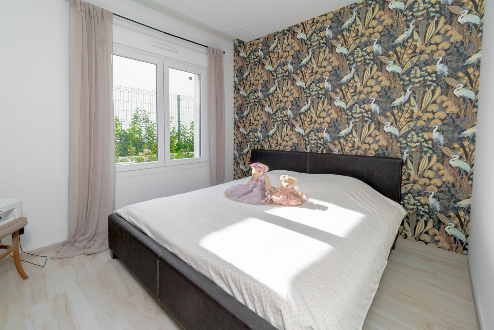 Wir freuen uns, Ihnen diese beeindruckende Luxusvilla mit Panoramablick vorstellen zu dürfen, dank ihrer erhöhten Lage direkt am 5-Sterne-Golfplatz L