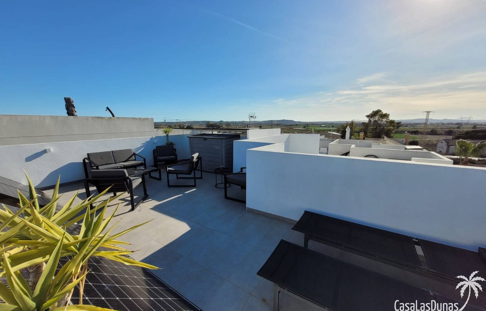 Moderne Villa mit privatem Pool und Dachterrasse an der Costa Blanca
Willkommen in Sonrica , einem eleganten und komfortablen Ferienhaus, in dem Si