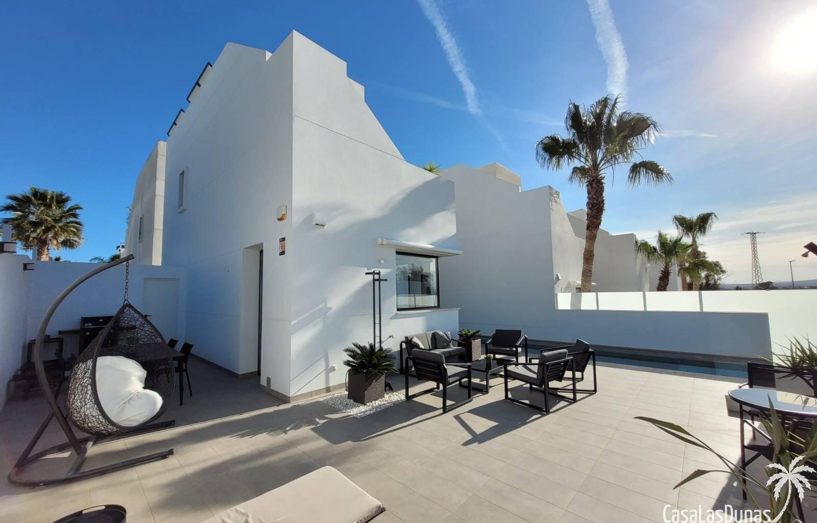 Moderne Villa mit privatem Pool und Dachterrasse an der Costa Blanca
Willkommen in Sonrica , einem eleganten und komfortablen Ferienhaus, in dem Si