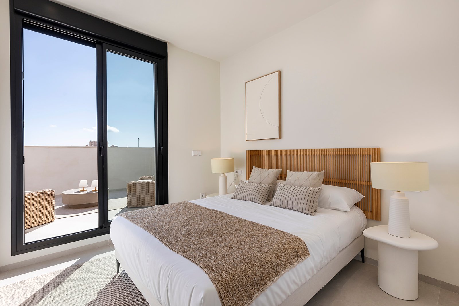 In Los Alcázares gelegen, bieten diese freistehenden Chalets eine einzigartige Gelegenheit, Ruhe und Komfort in einer der attraktivsten Gegenden der