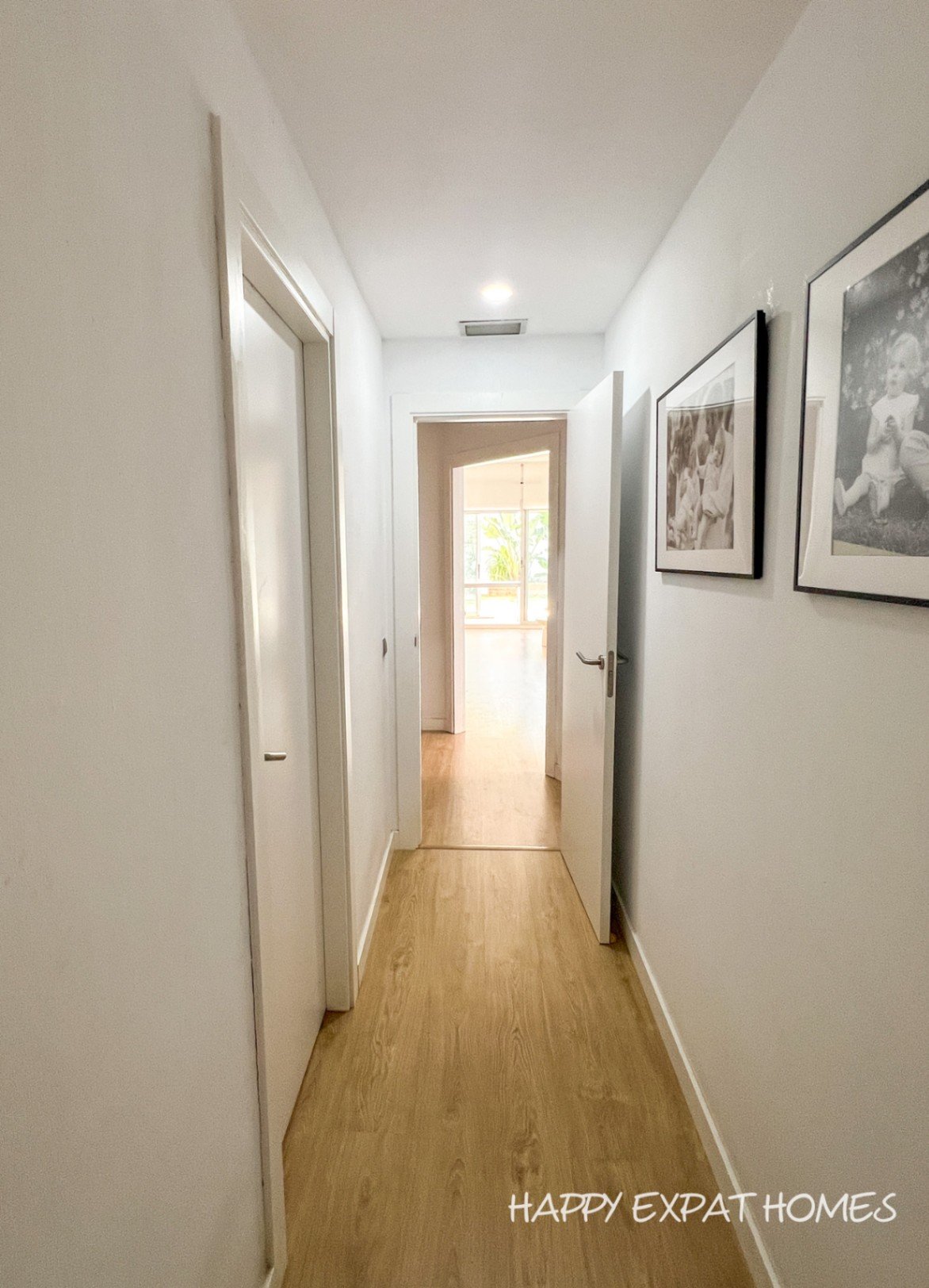 Mit dieser Wohnung in La Plana lautet das Schlüsselwort: GARTEN.Ein privater Rückzugsort dieser Größe nur einen kurzen Spaziergang vom pulsierend