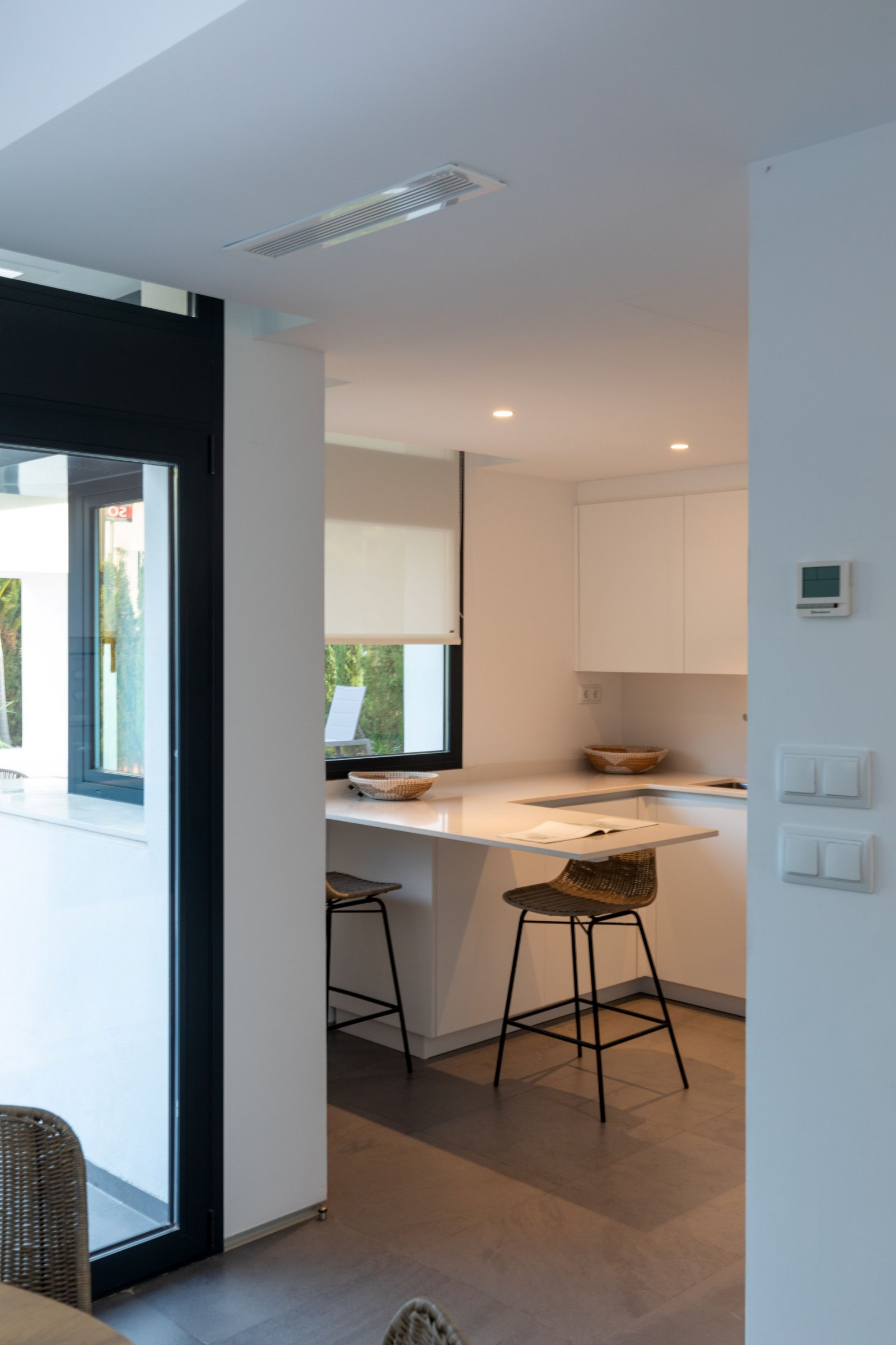  In der schönen Stadt Cartagena gelegen, bietet dieses exklusive Immobilienangebot zwei unabhängige Immobilien, die sich durch ihren beeindruckenden M