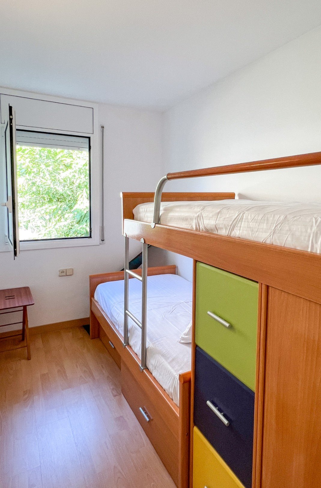 Wohnung direkt am Aiguadolç Strand, mit 3 Schlafzimmern und 2 Badezimmern. Jeder, der zum ersten Mal hereinkommt, ist sprachlos über die atemberau