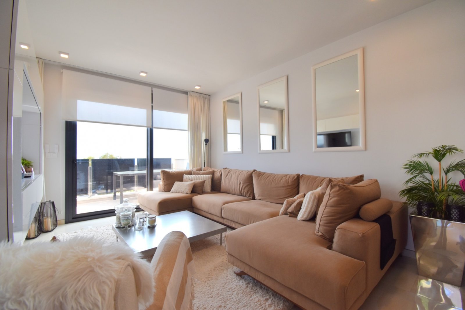 This South Facing, Three Bedroom, 2nd Floor Apartment in Playa Flamenca is located in a highly sought-after area of the Orihuela Costa, close to a w
