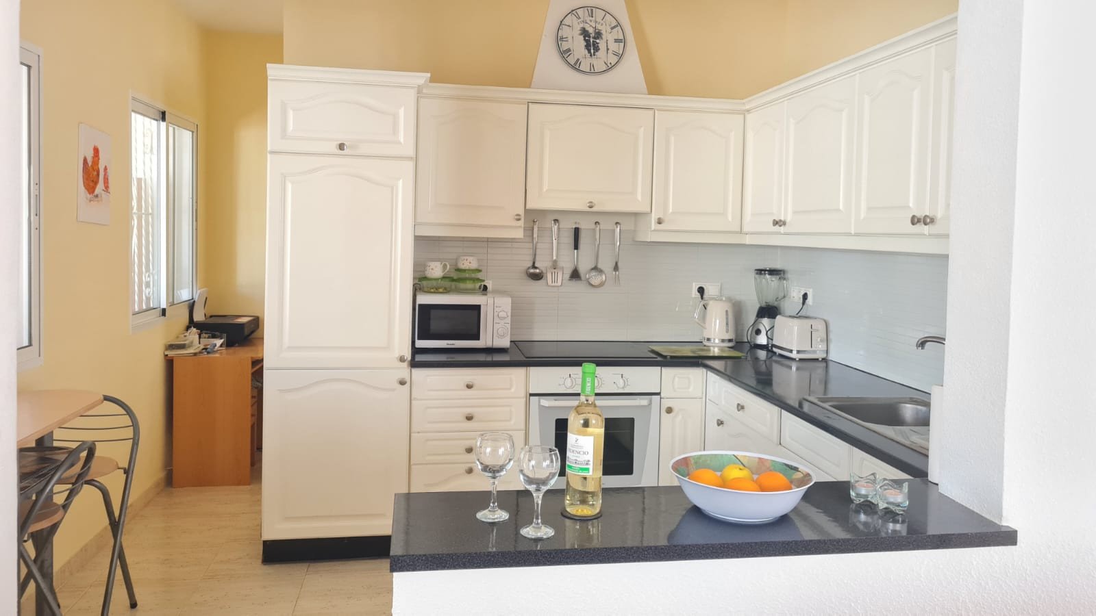 Nestled within the highly desirable residential area of La Florida, Orihuela Costa, this beautifully maintained detached villa offers the perfect co
