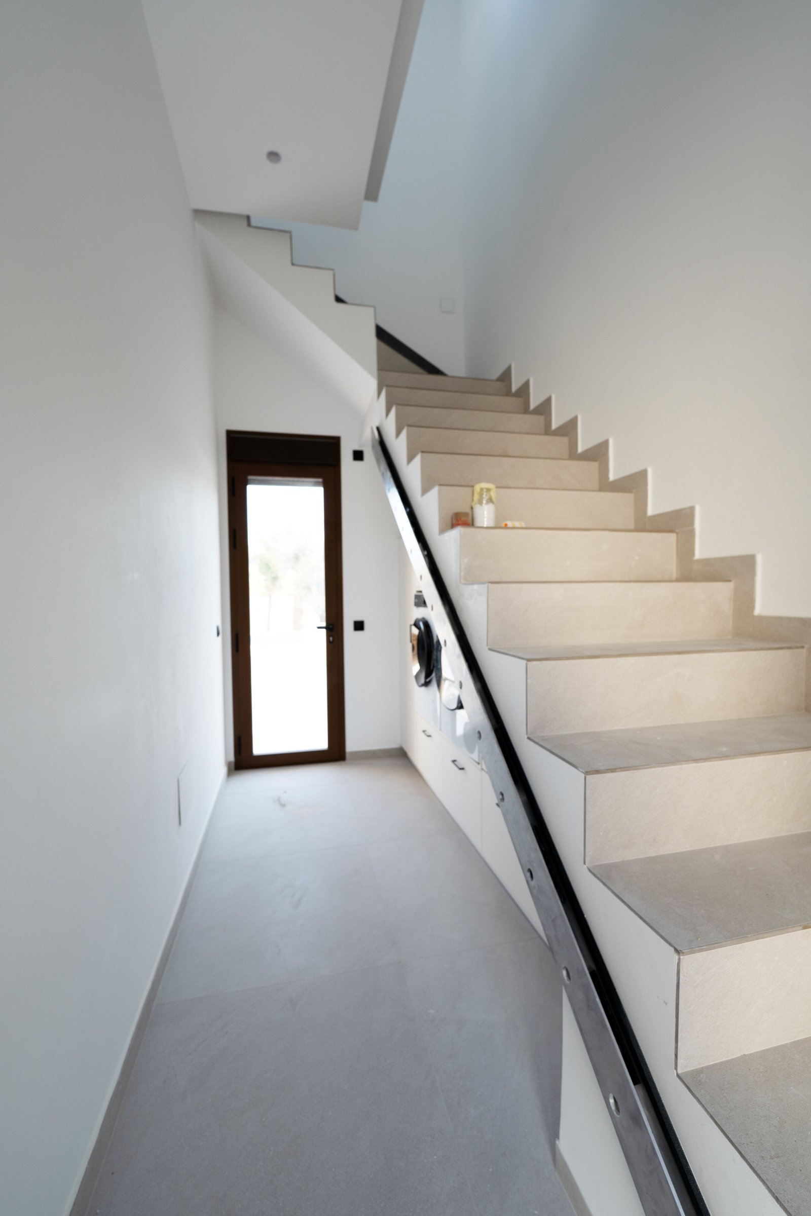 In der prestigeträchtigen Gegend von Ciudad Quesada gelegen, bieten diese exklusiven Villen eine Umgebung von Luxus und Komfort. Mit nur zwei verfügb