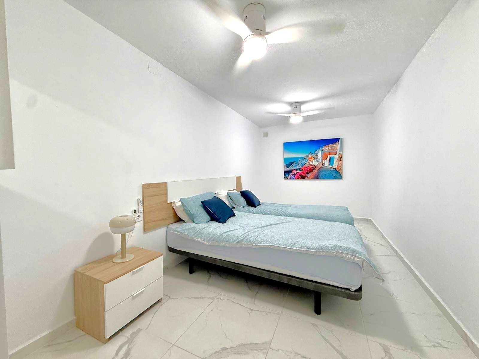 South facing fully refurbished townhouse with self-contained under build overlooking the picturesque communal streams and ponds and landscaped garde