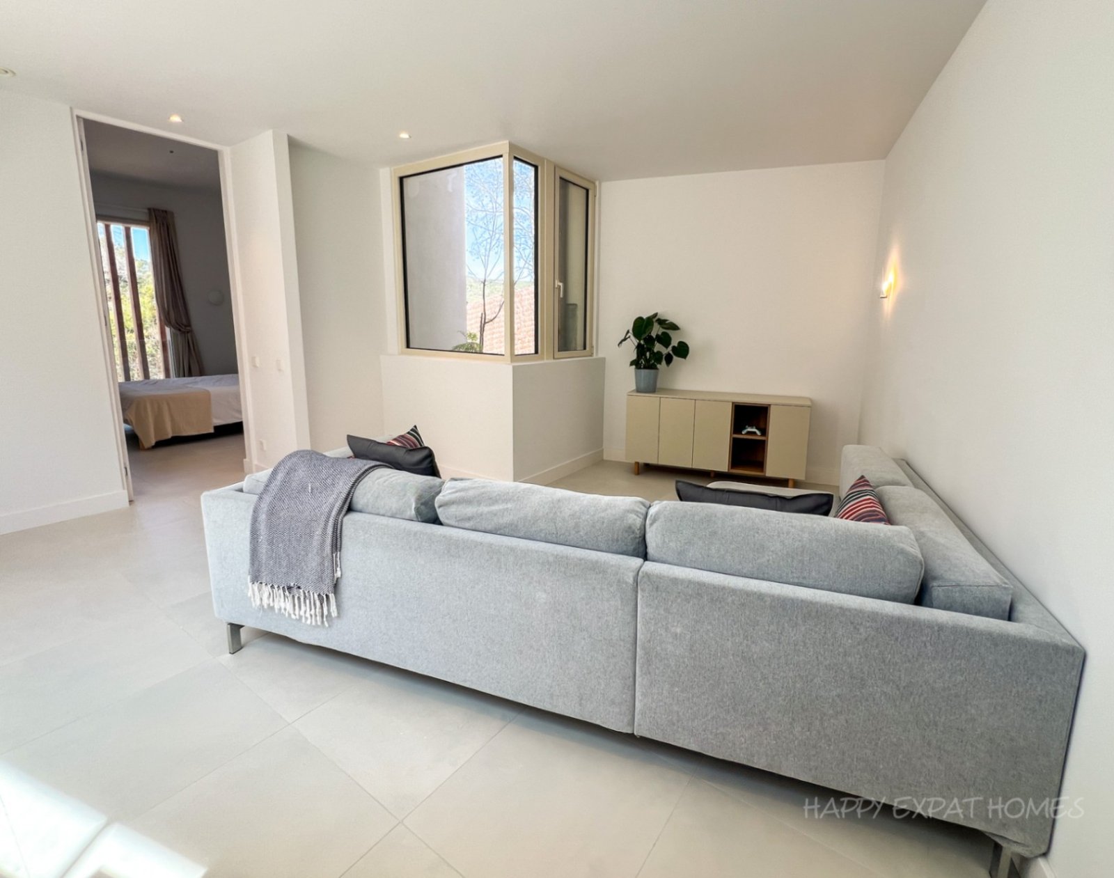 Zeitgenössische Öko-Villa: Wo Natur auf modernes Design trifftMas Alba – Ein nachhaltiges Refugium 5 Minuten von Sitges entfernt Erleben Sie ein Z