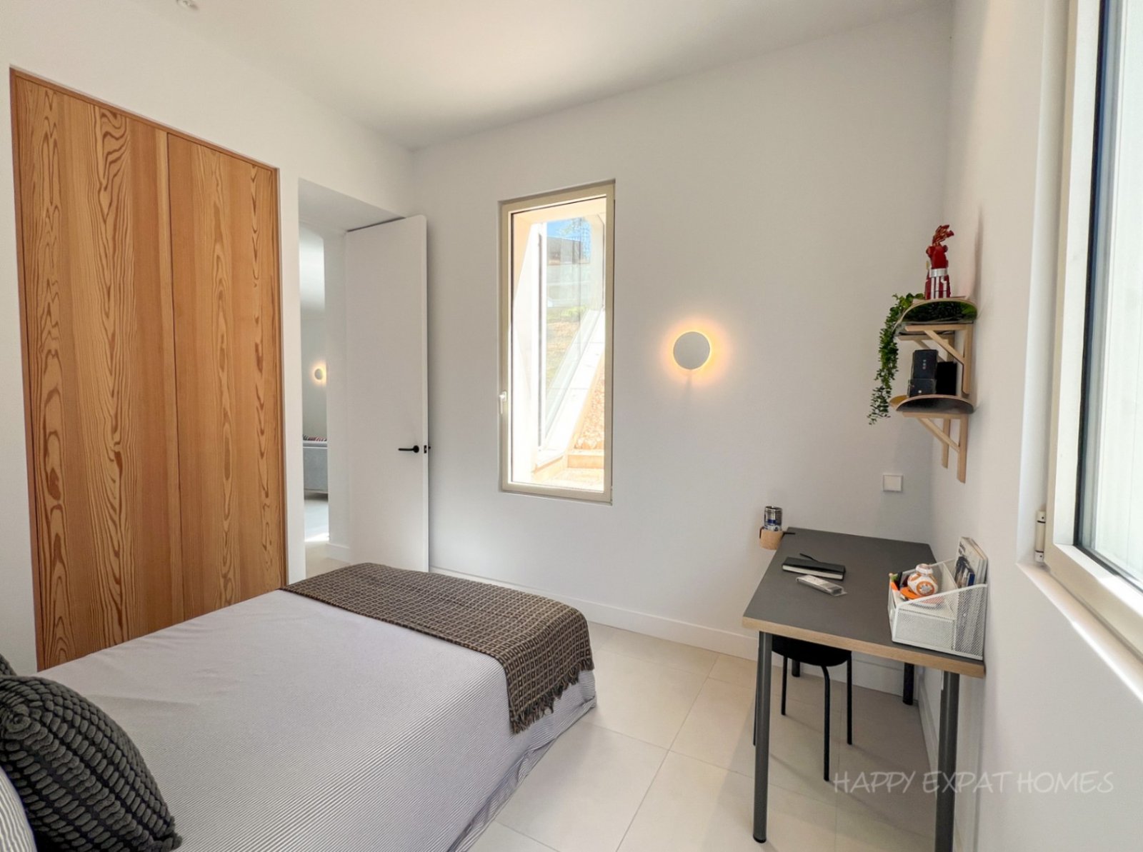 Zeitgenössische Öko-Villa: Wo Natur auf modernes Design trifftMas Alba – Ein nachhaltiges Refugium 5 Minuten von Sitges entfernt Erleben Sie ein Z