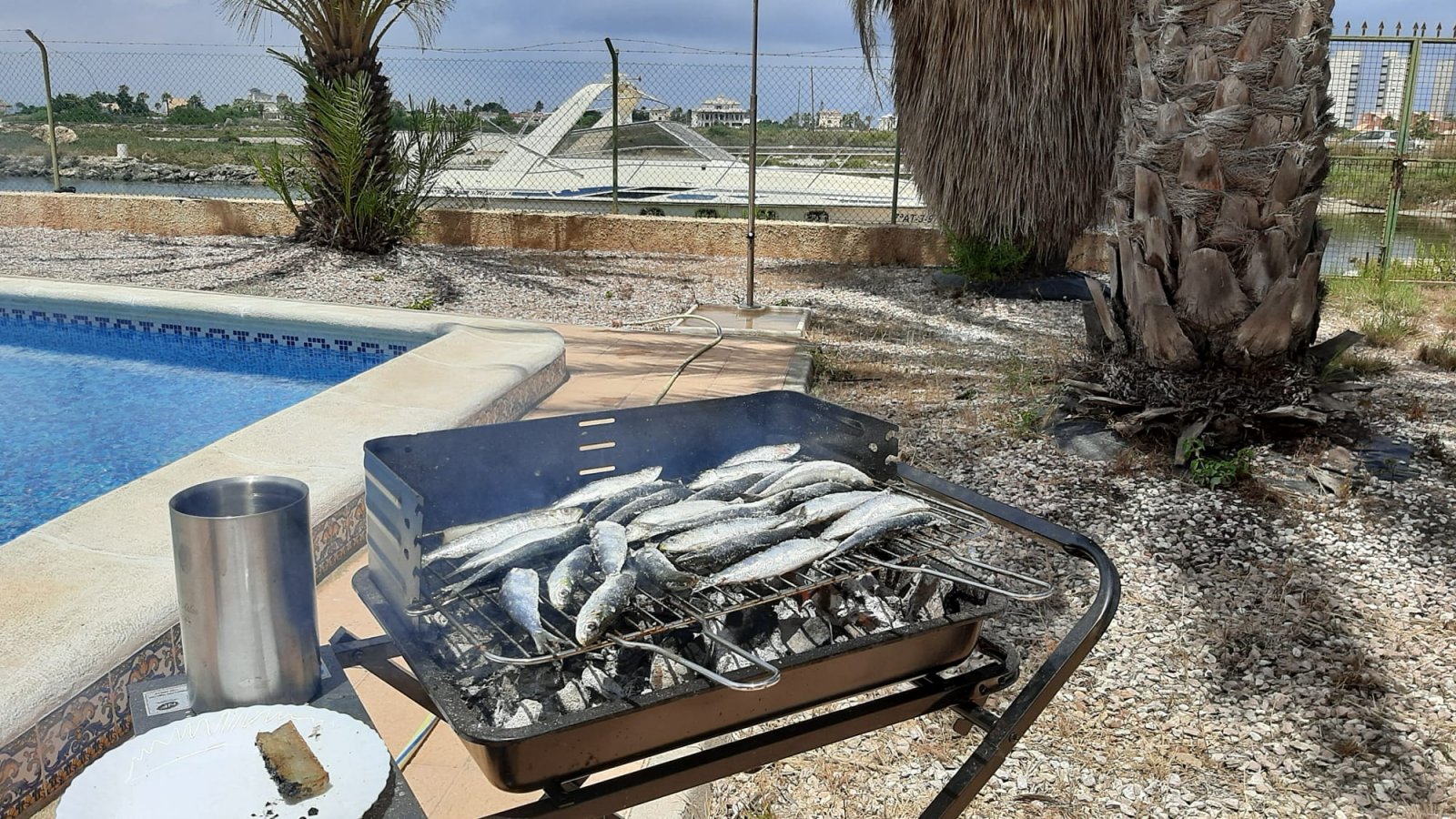 In der charmanten Stadt San Javier gelegen, bietet dieses Reihenhaus ein einzigartiges Wohnerlebnis mit Meerblick. Es wurde für diejenigen entworfen,