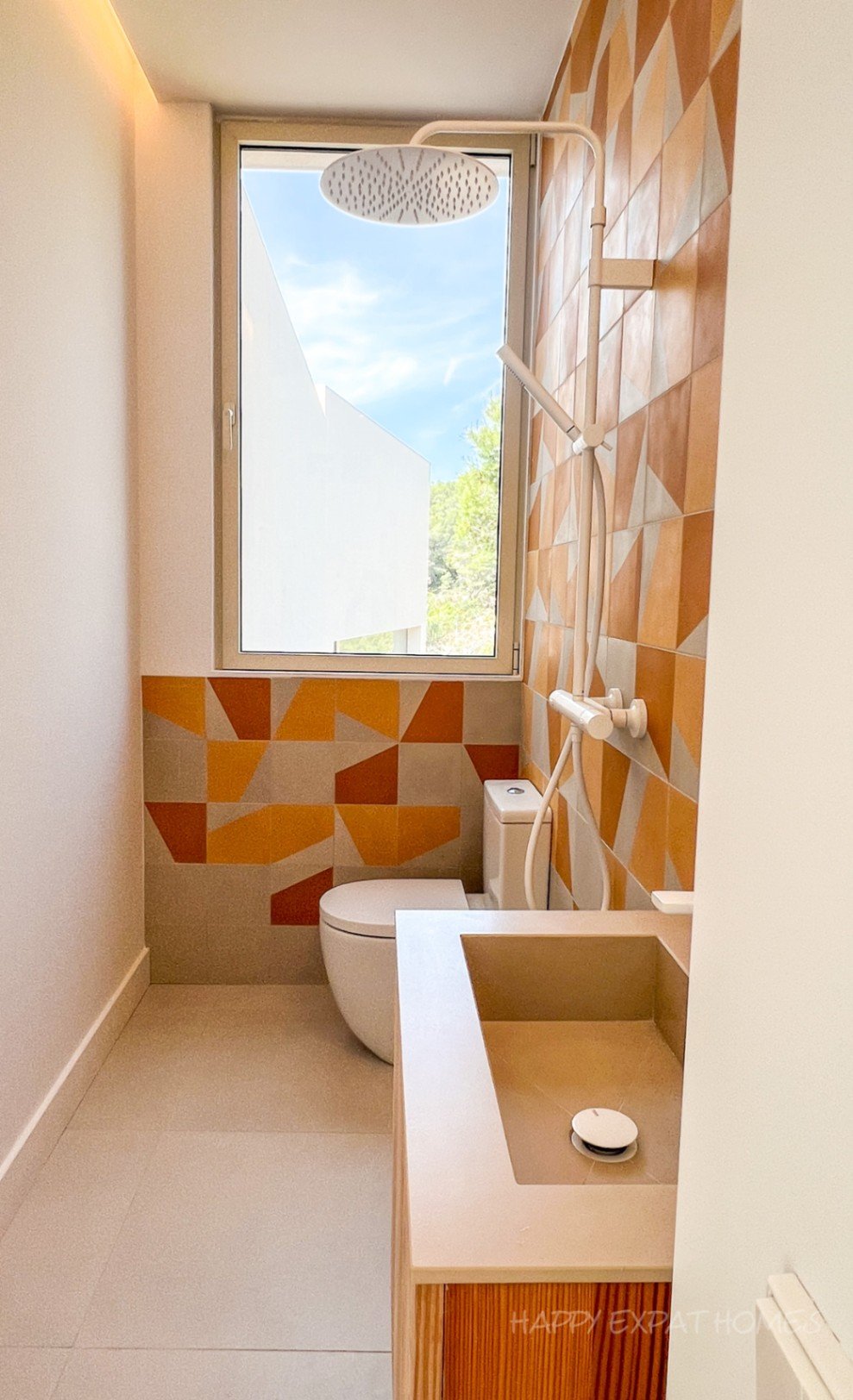 Zeitgenössische Öko-Villa: Wo Natur auf modernes Design trifftMas Alba – Ein nachhaltiges Refugium 5 Minuten von Sitges entfernt Erleben Sie ein Z